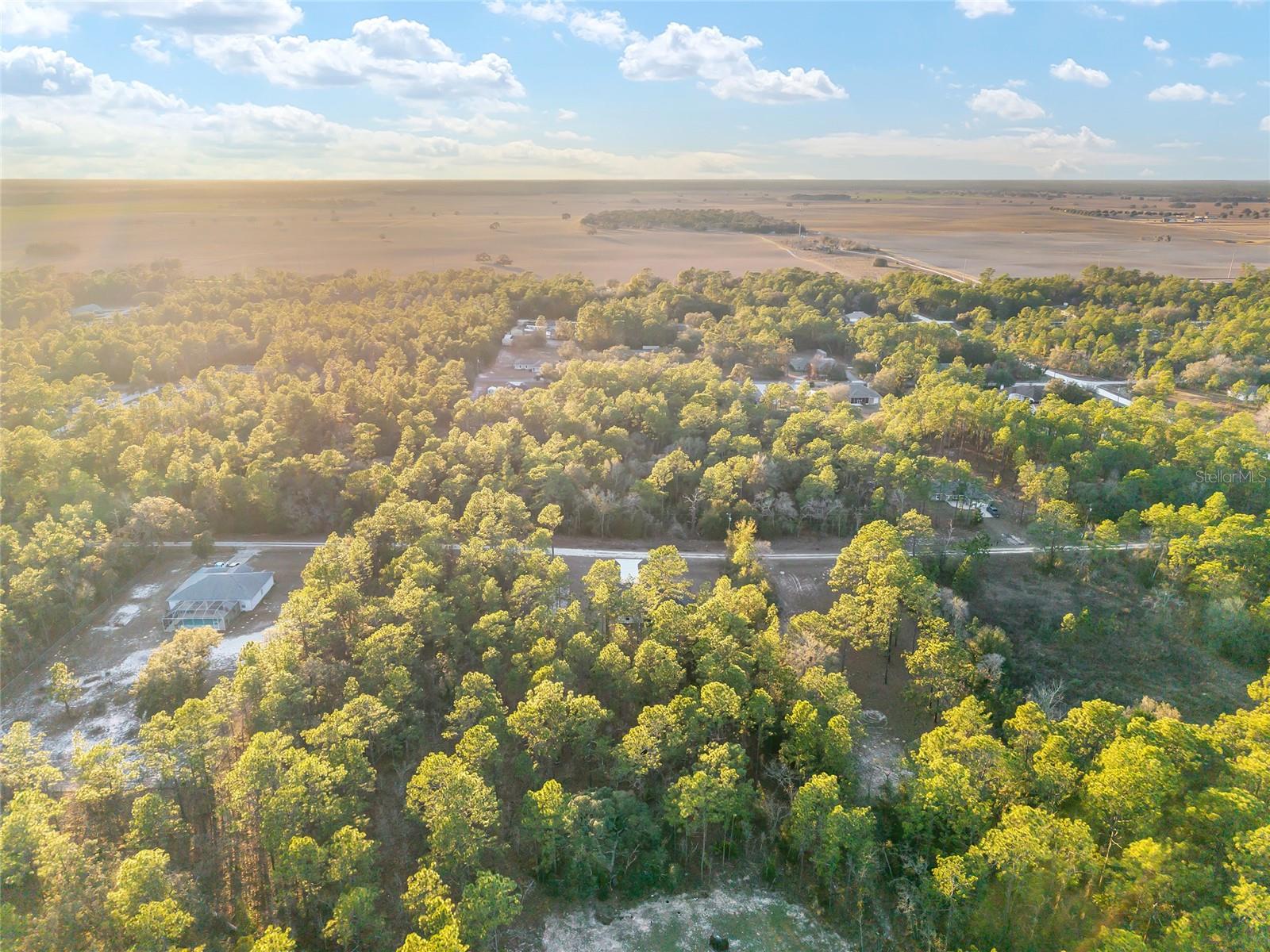 ROLLLING HILLS - Residential