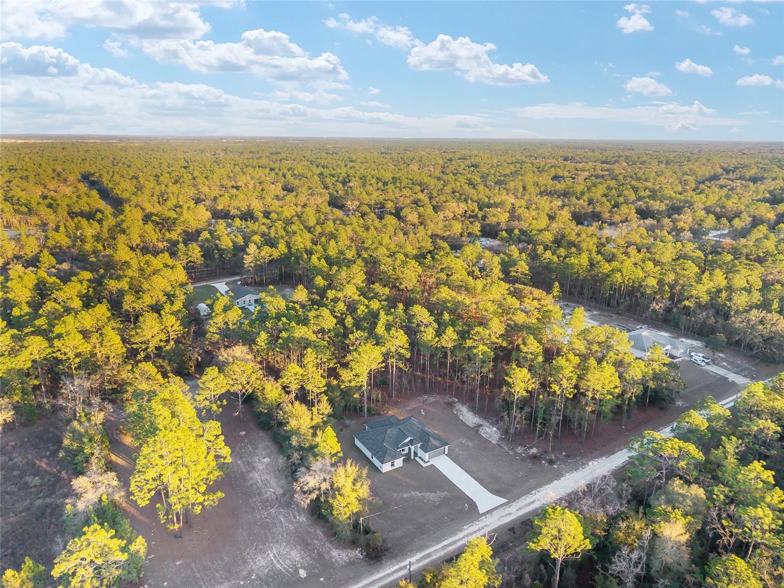 ROLLLING HILLS - Residential