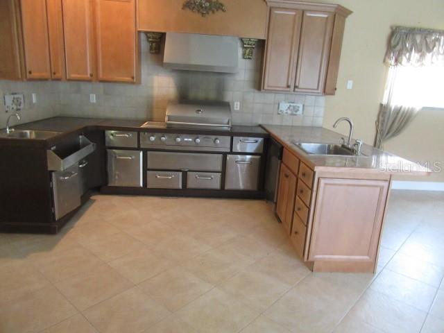 WOODLAND WATERS PH 2 - Residential