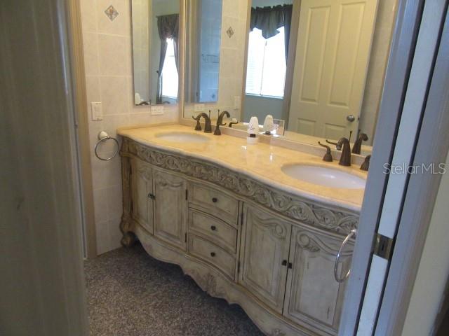 WOODLAND WATERS PH 2 - Residential