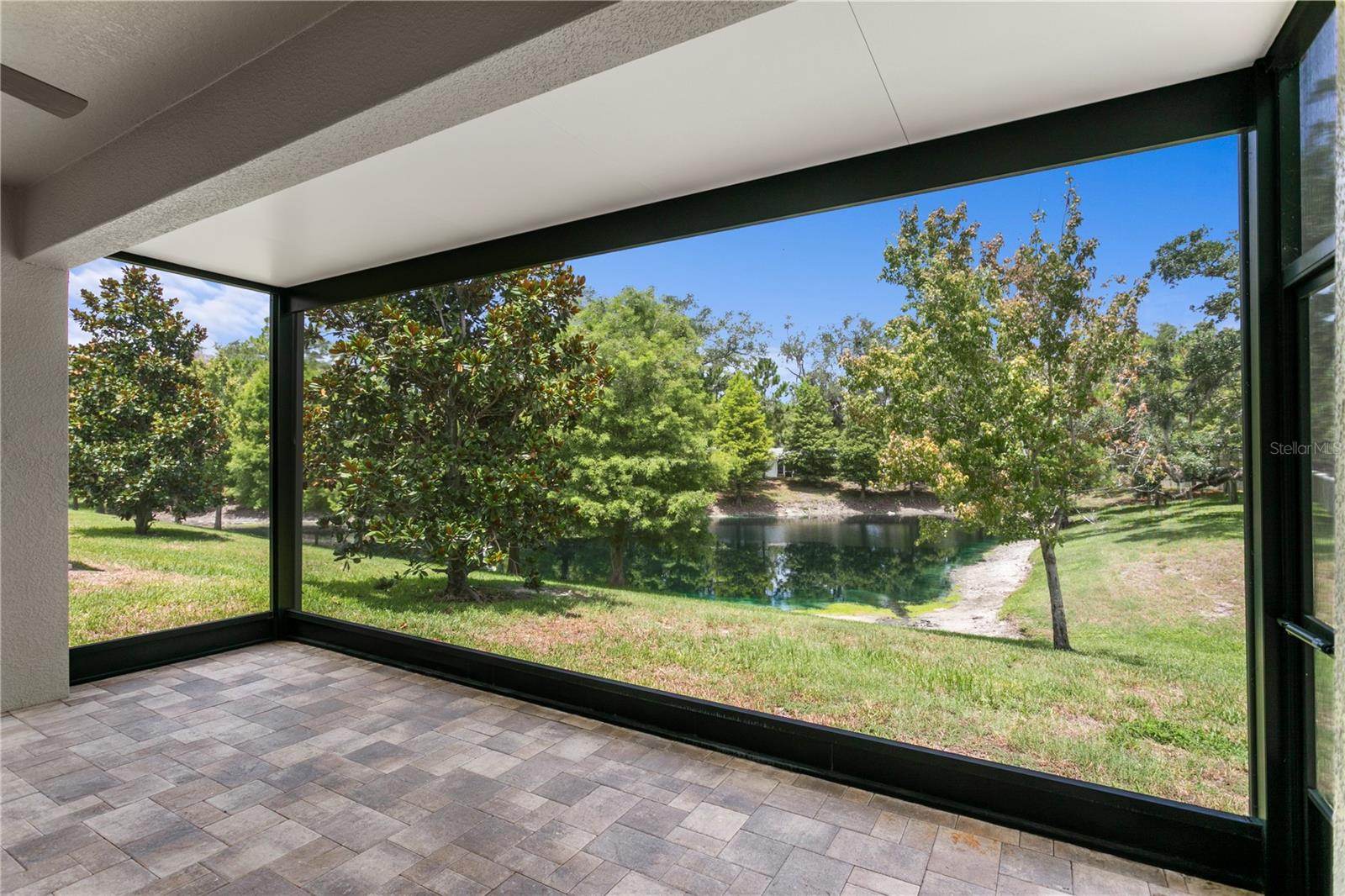 602 OZONA VILLAGE DRIVE