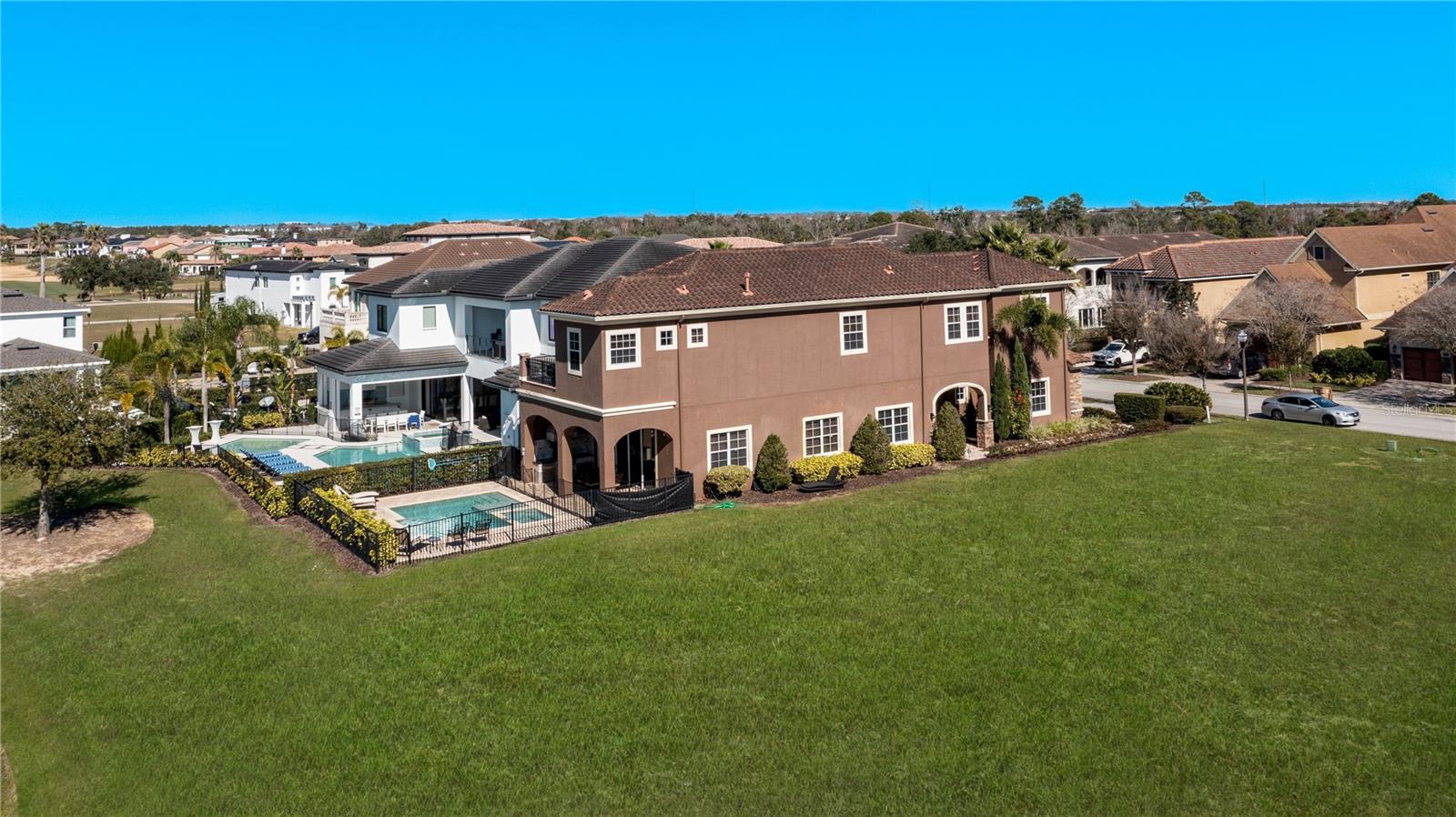 REUNION WEST VLGS NORTH - Residential