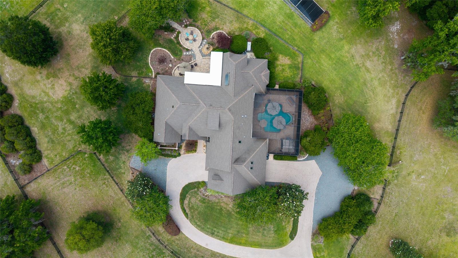 COUNTRY CLUB FARMS A HAMLET - Residential