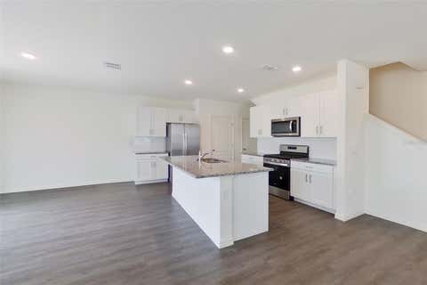 Tiny photo for 32122 Katelin Circle, Leesburg, FL 34748 (MLS # O6420599)