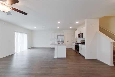 Tiny photo for 32122 Katelin Circle, Leesburg, FL 34748 (MLS # O6420599)