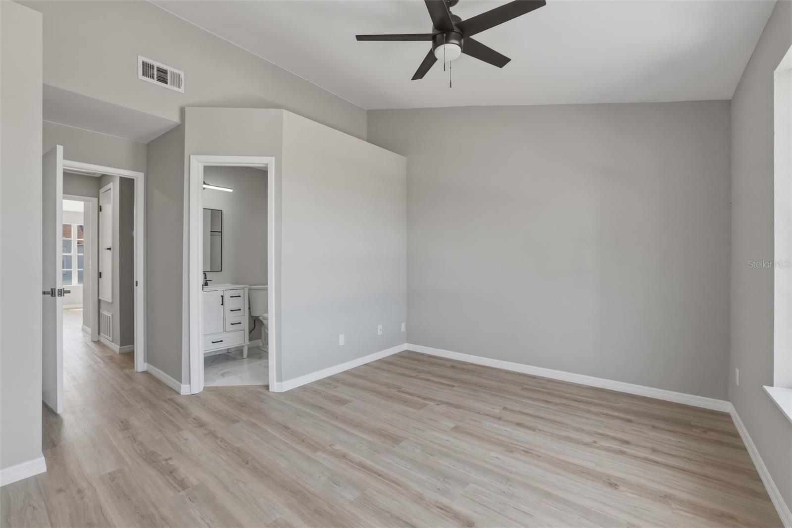 PINEBROOK ESTATES - Residential