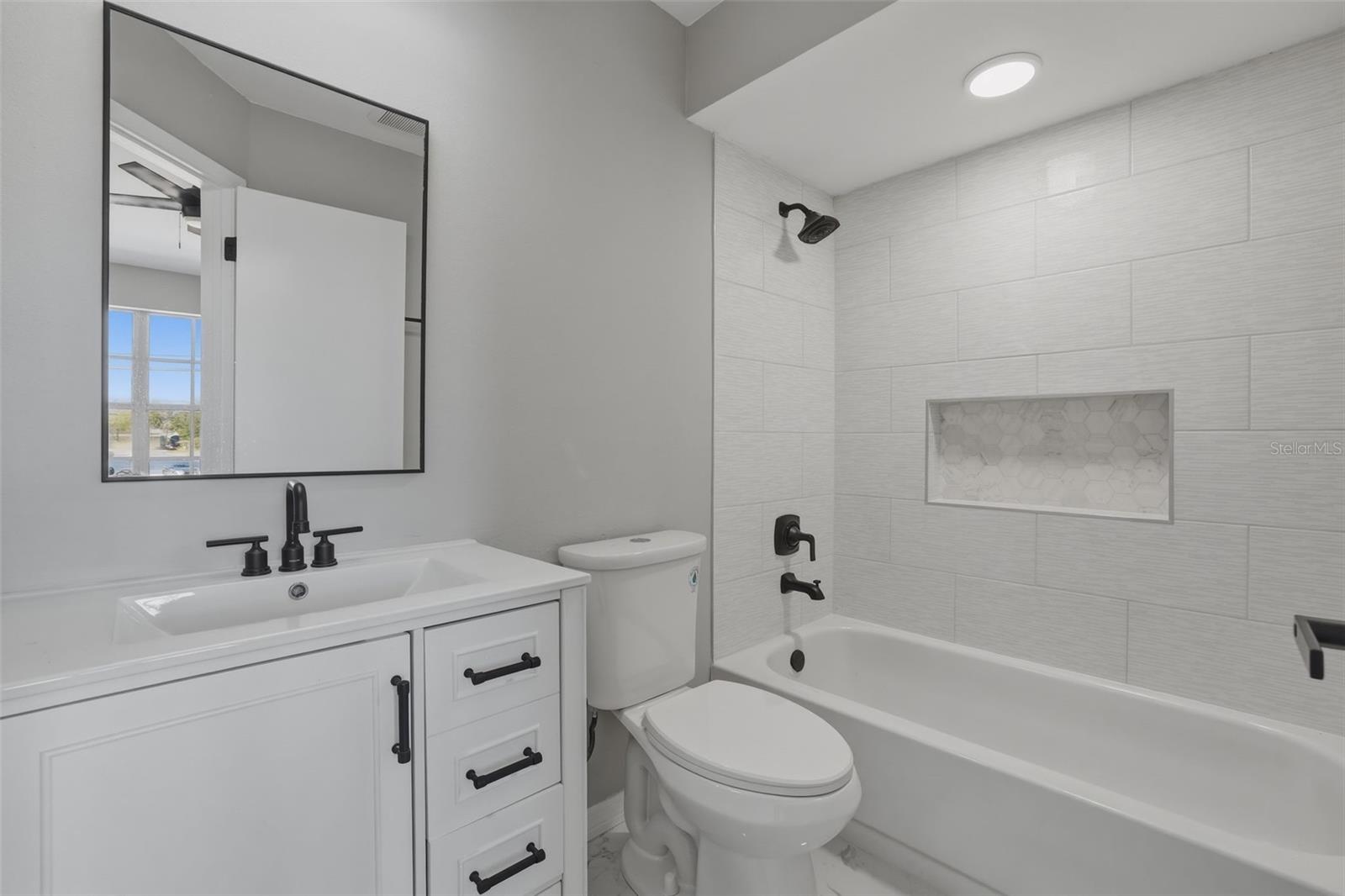 PINEBROOK ESTATES - Residential