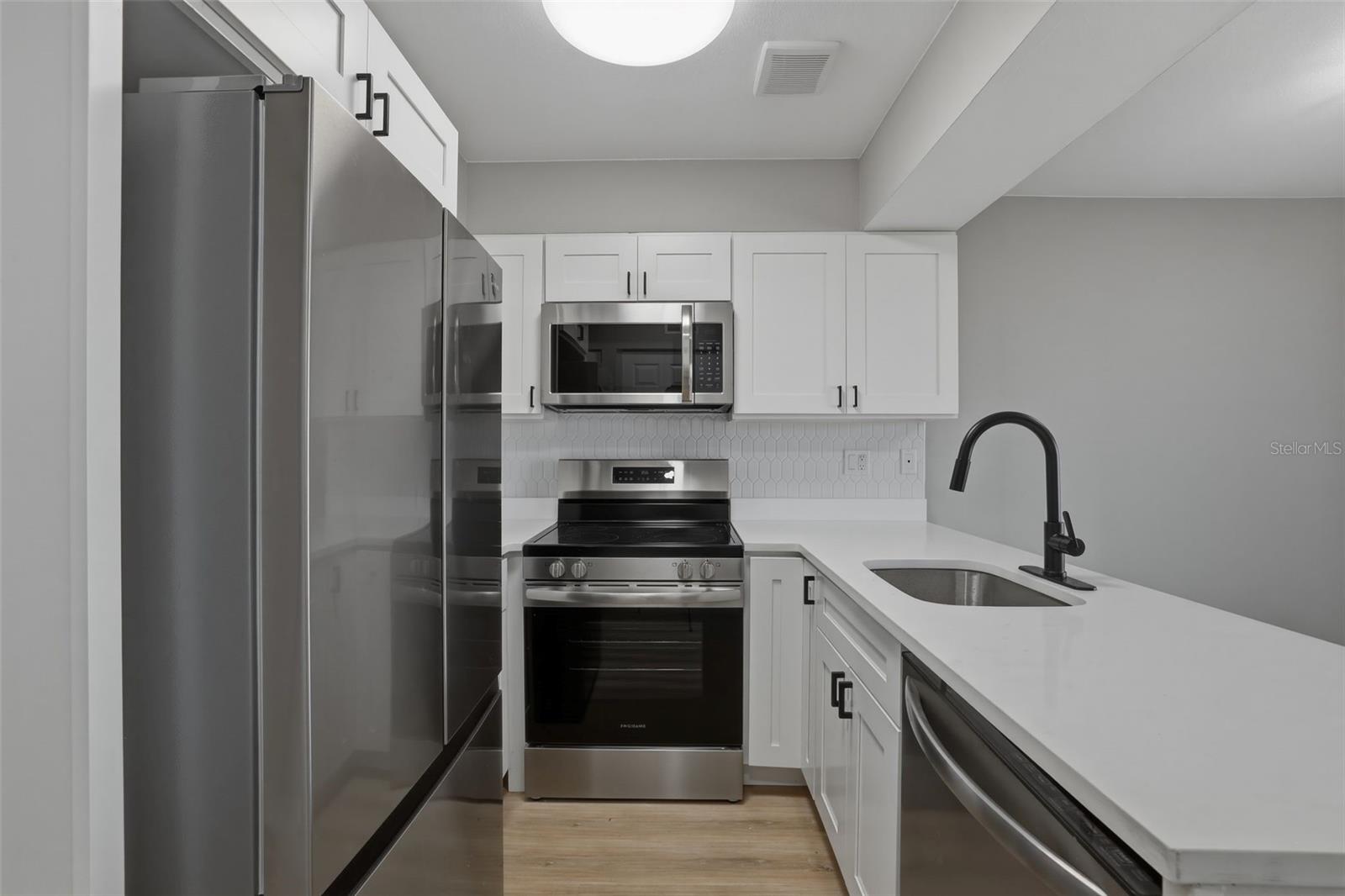 PINEBROOK ESTATES - Residential