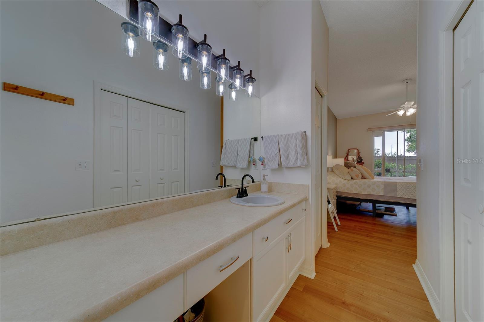 WILLOW GREENS - Residential