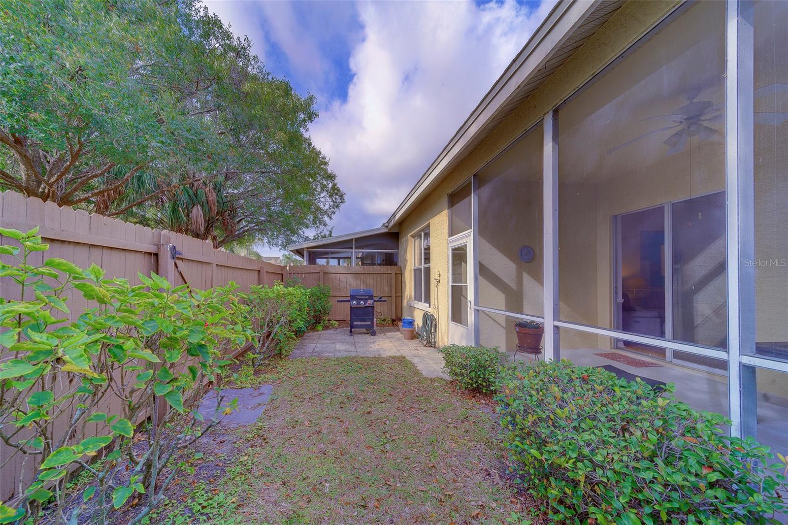 WILLOW GREENS - Residential