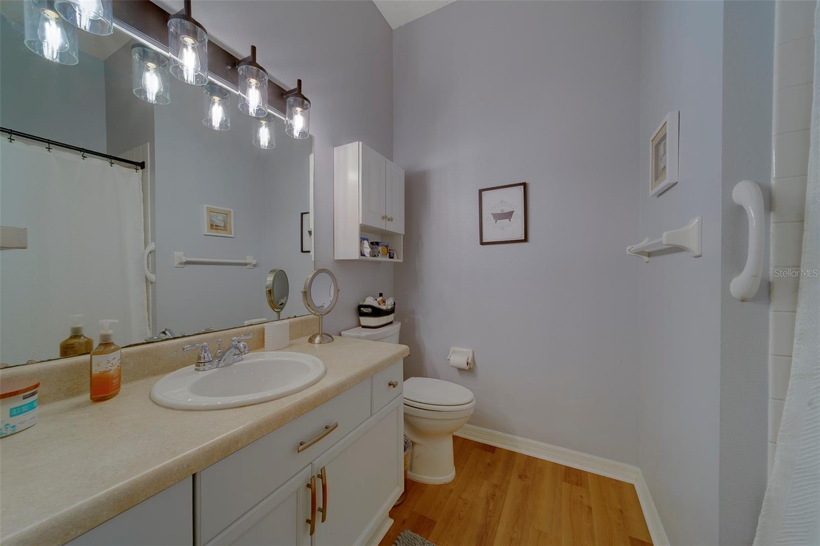 WILLOW GREENS - Residential