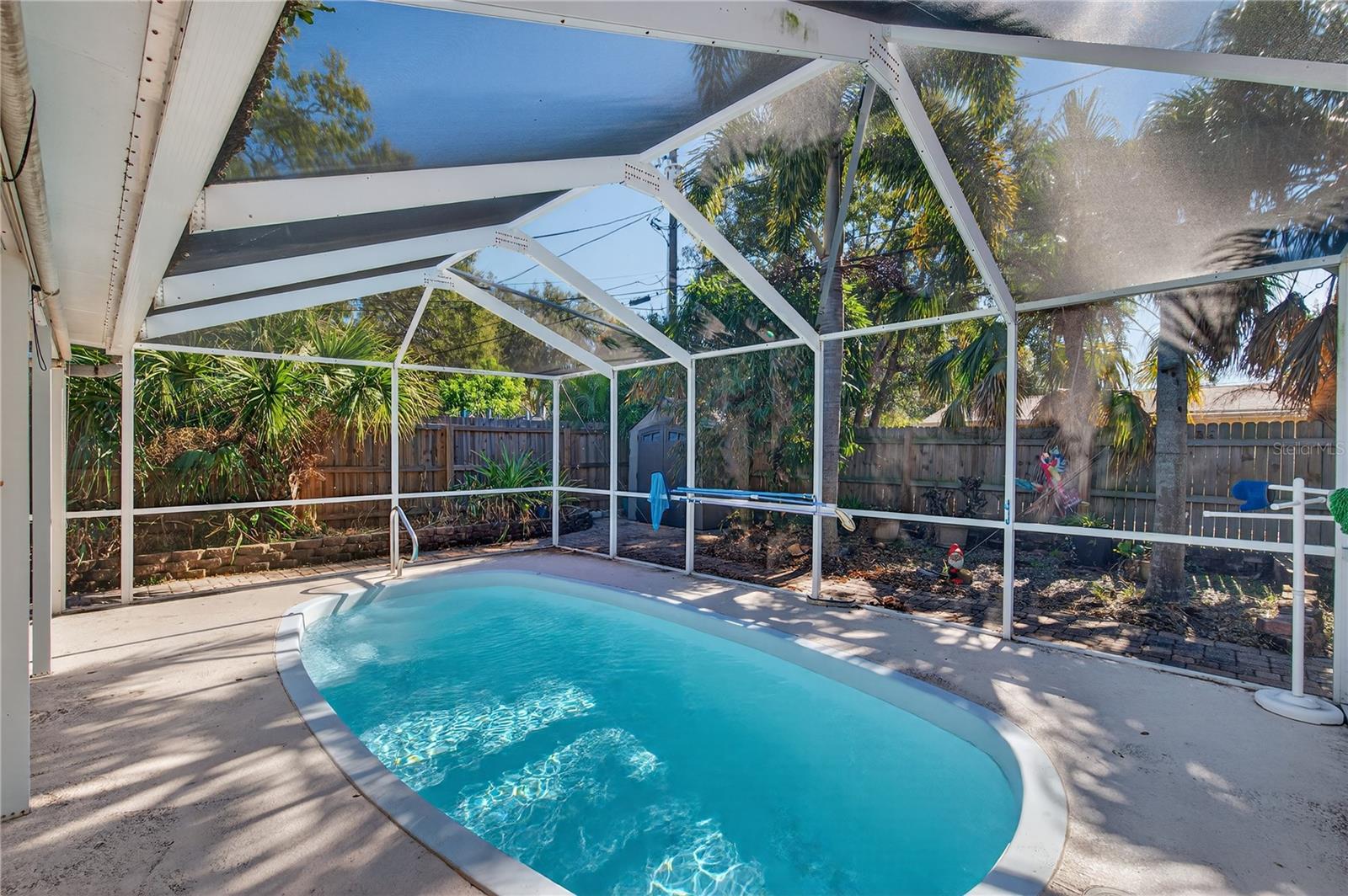 BRENTWOOD ESTATES - Residential