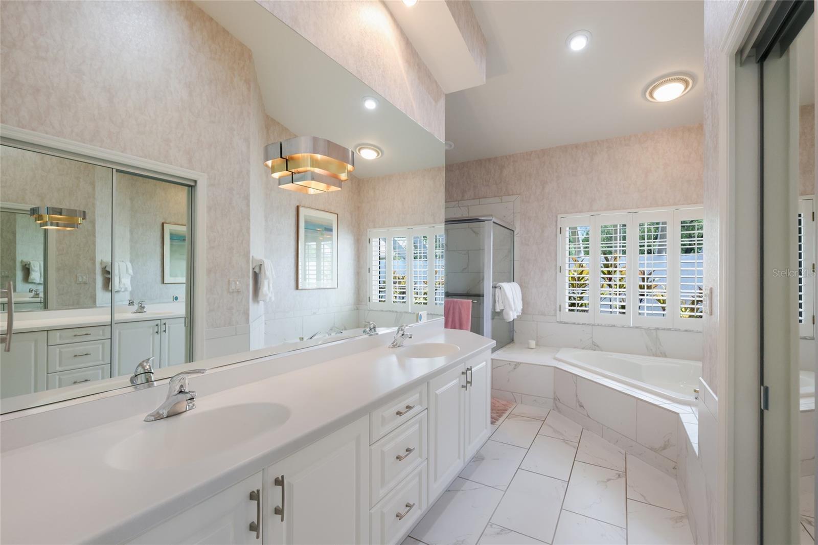 SANDRINGHAM PLACE - Residential