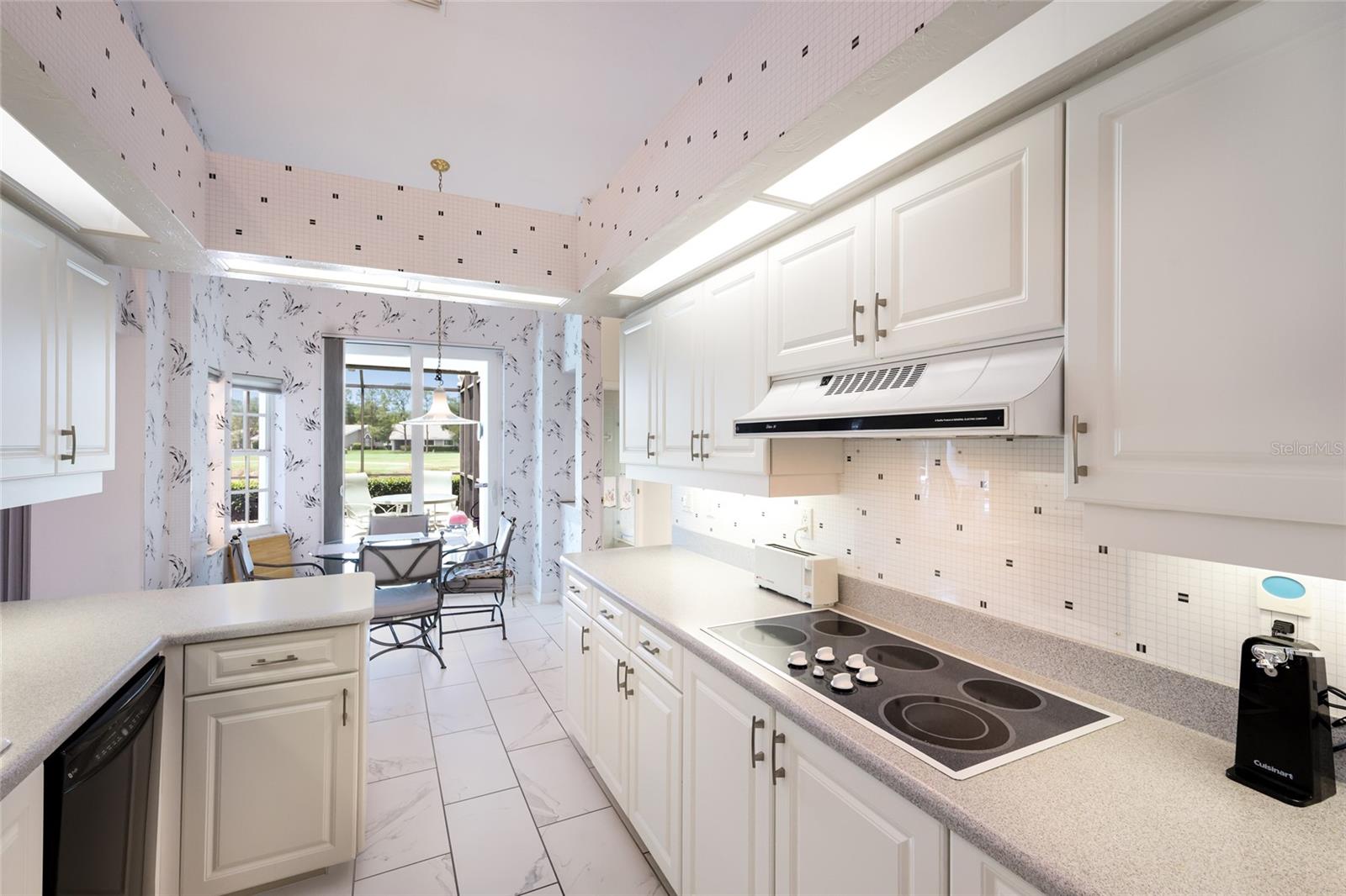 SANDRINGHAM PLACE - Residential