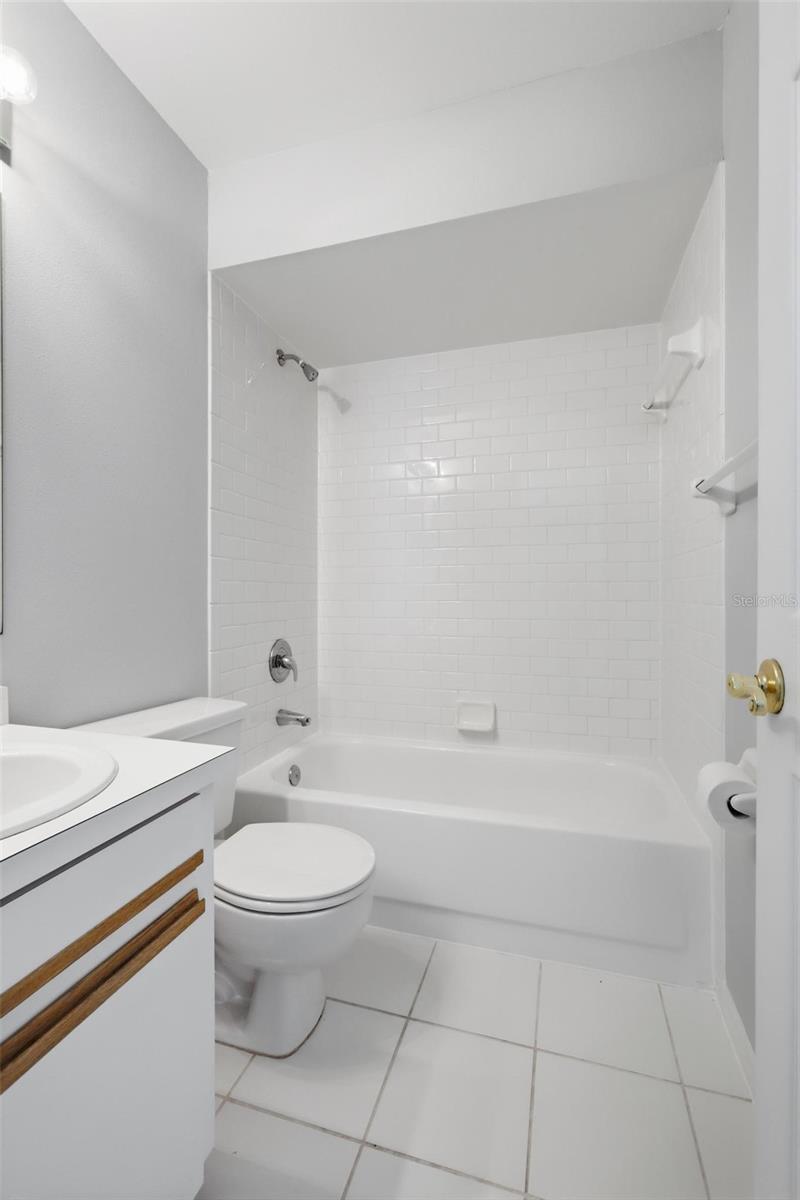 DELTONA LAKES UNIT 32 - Residential