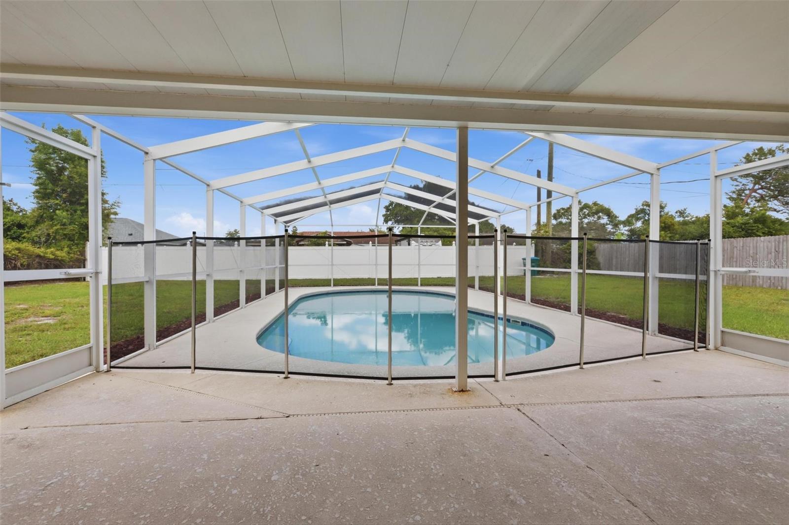 DELTONA LAKES UNIT 32 - Residential