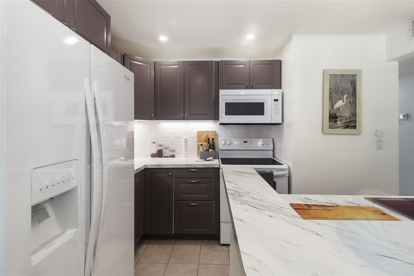 130 JASMINE WOODS COURT 7C