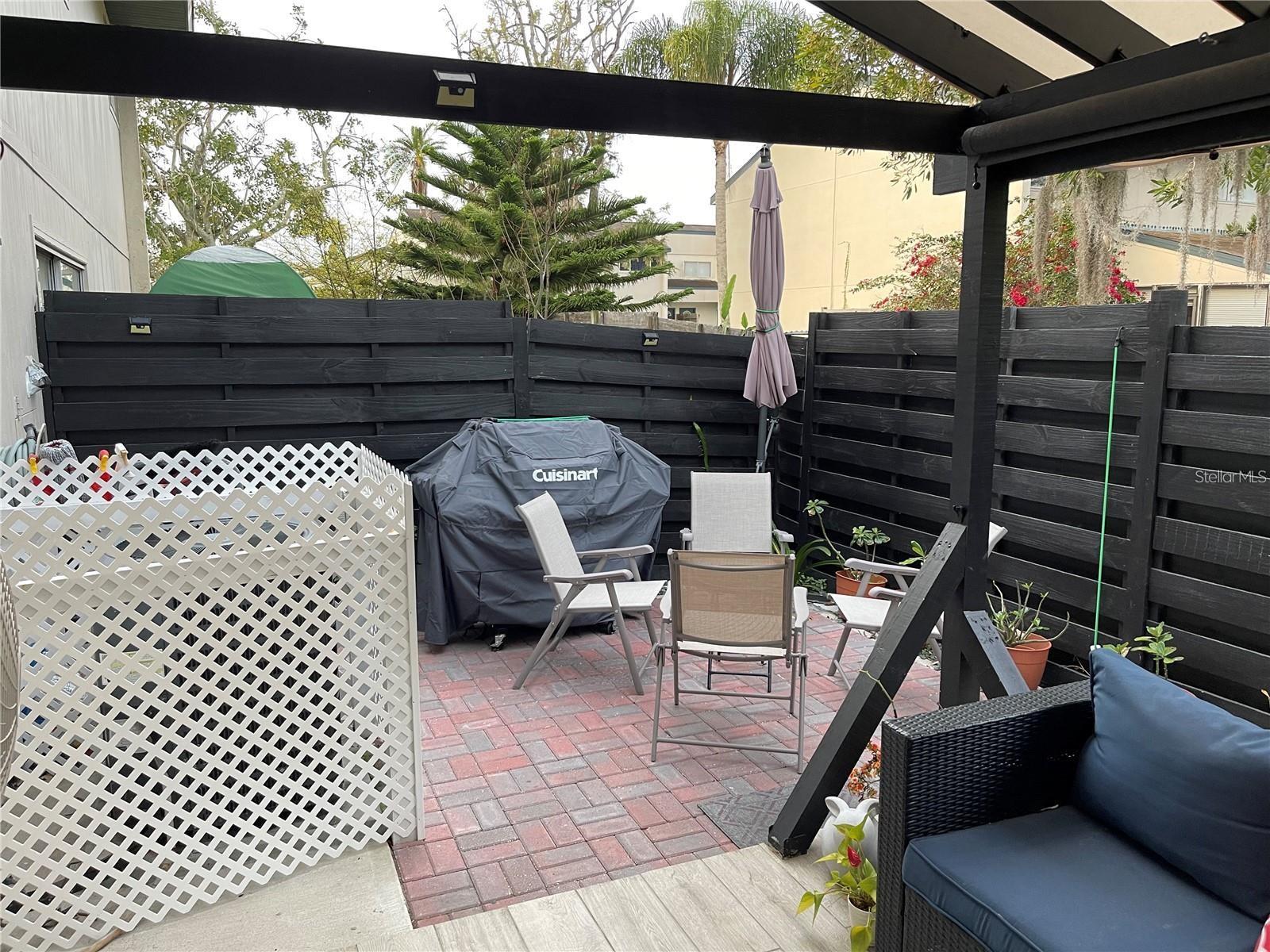 SHADYBROOK VILLAGE CONDO CB3/68 AMD OR - Residential Lease