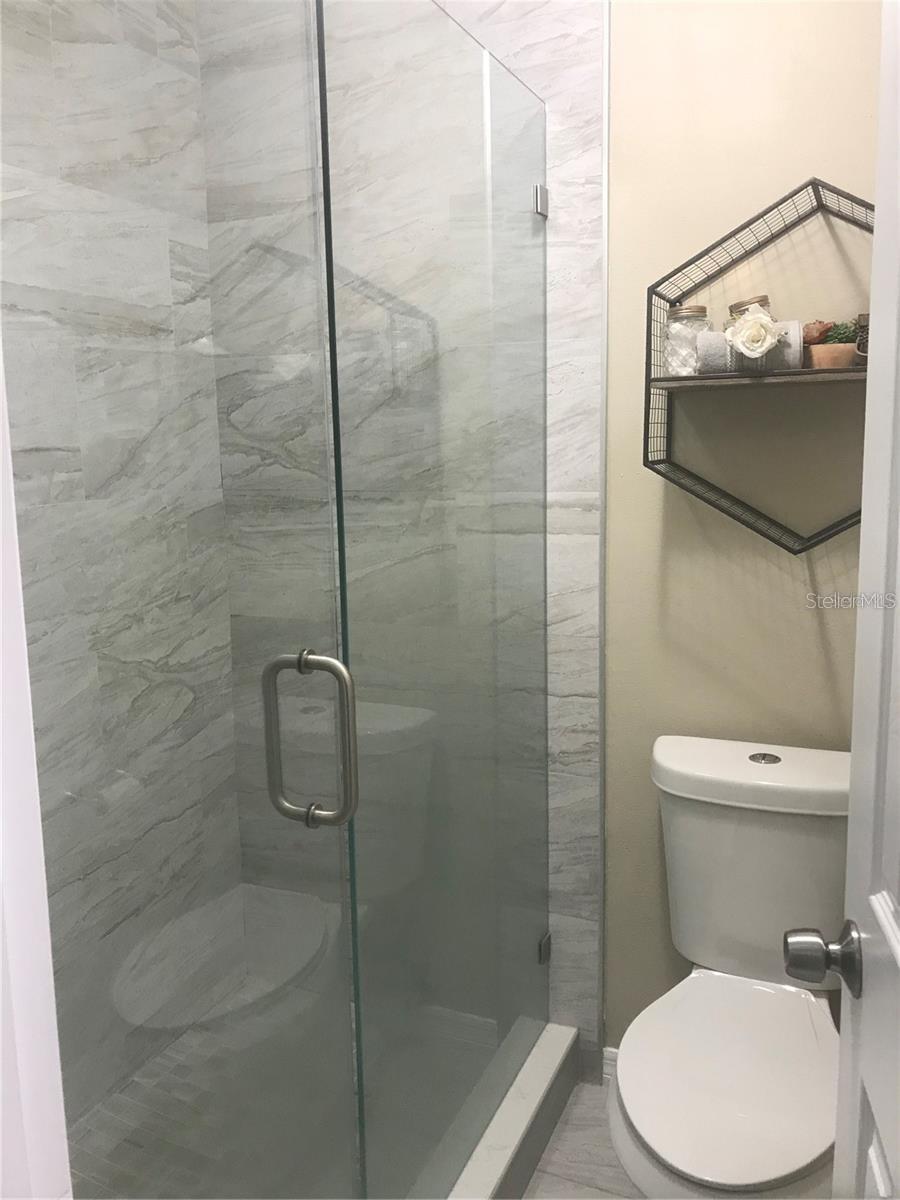 SHADYBROOK VILLAGE CONDO CB3/68 AMD OR - Residential Lease
