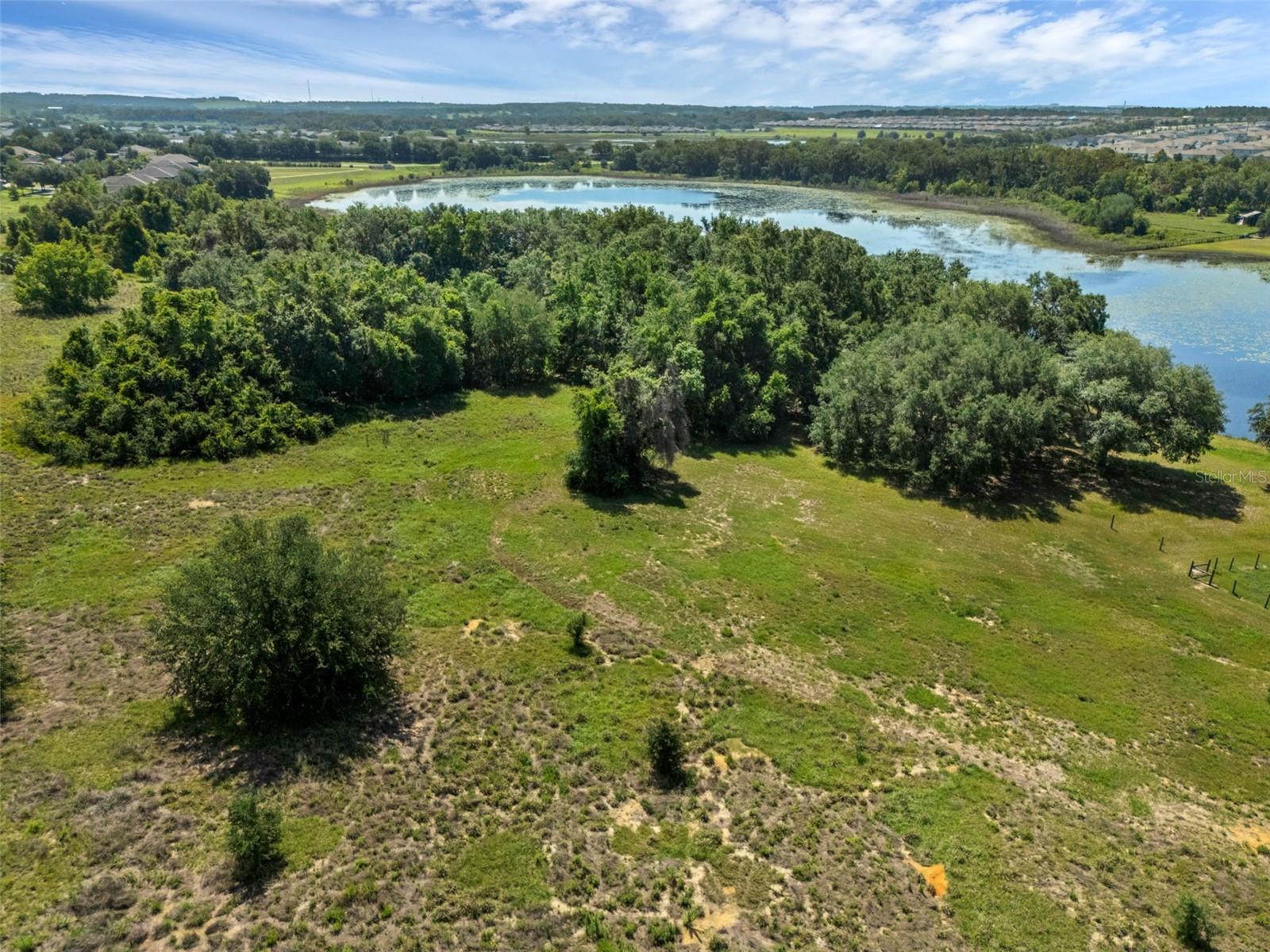 STARCREST LANE