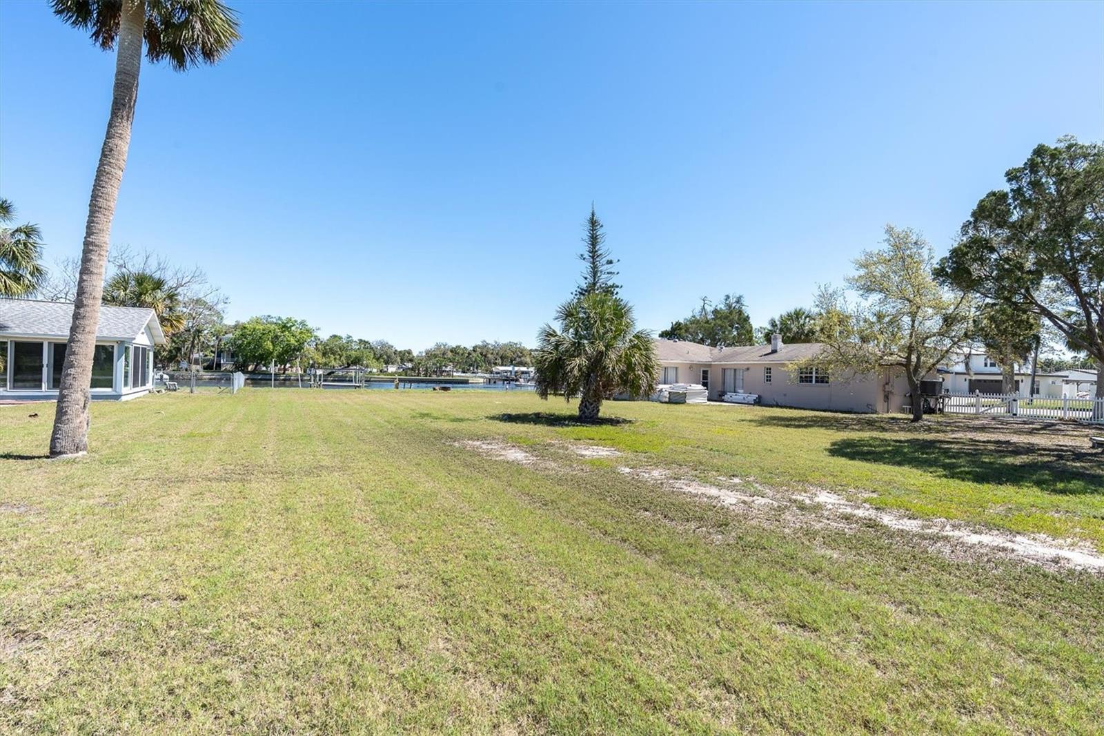 NEW PORT RICHEY ESTATES - Land