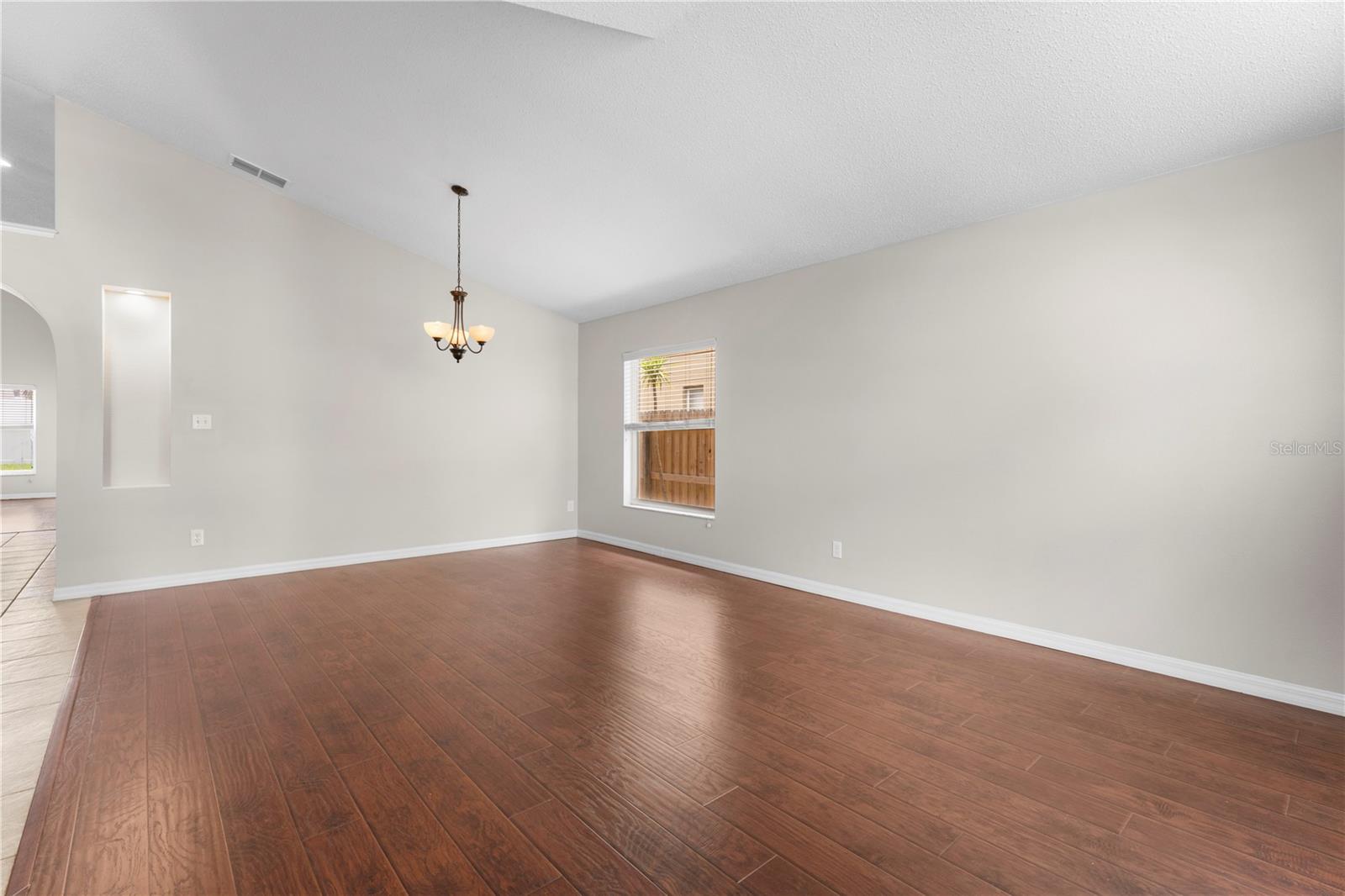 WINFIELD - Residential
