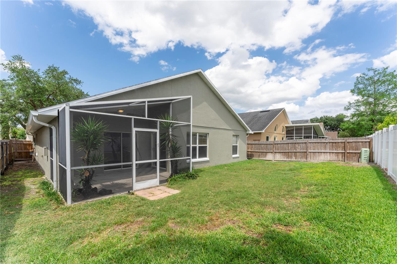 WINFIELD - Residential