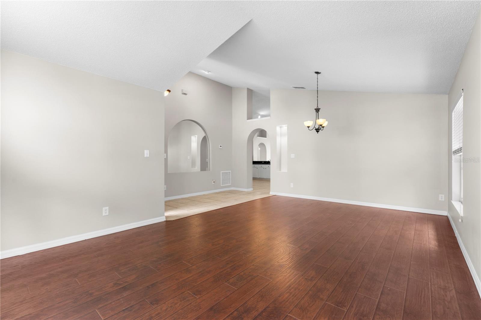 WINFIELD - Residential