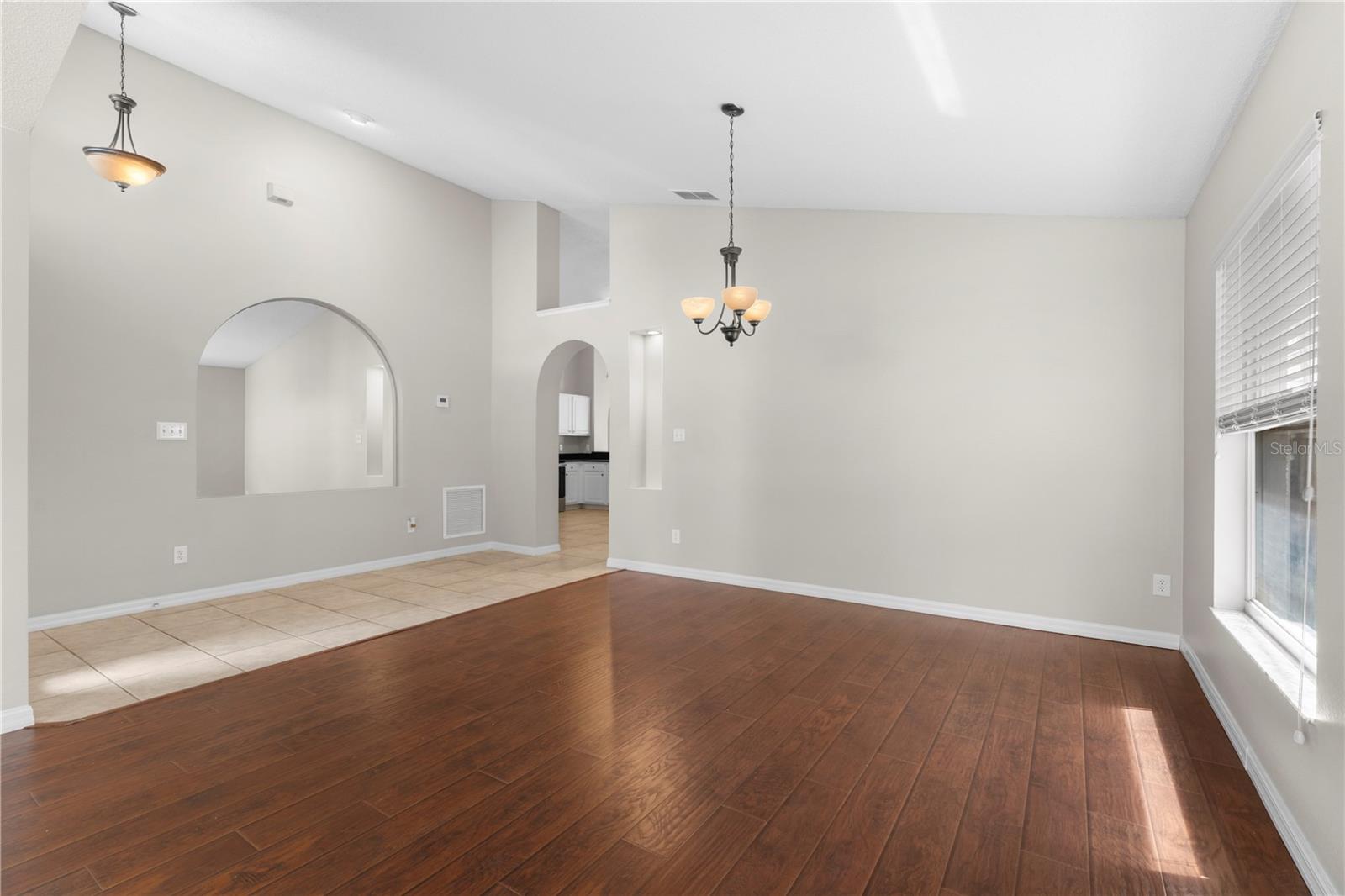 WINFIELD - Residential
