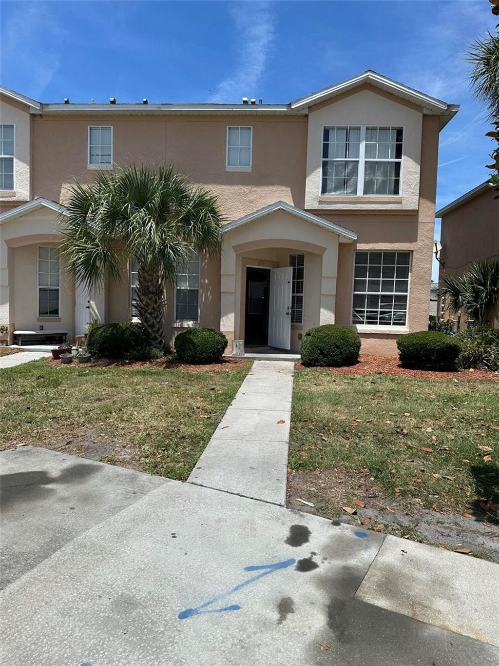 Photo of 678 Captiva Circle, Kissimmee, FL 34741 (MLS # O6405706)