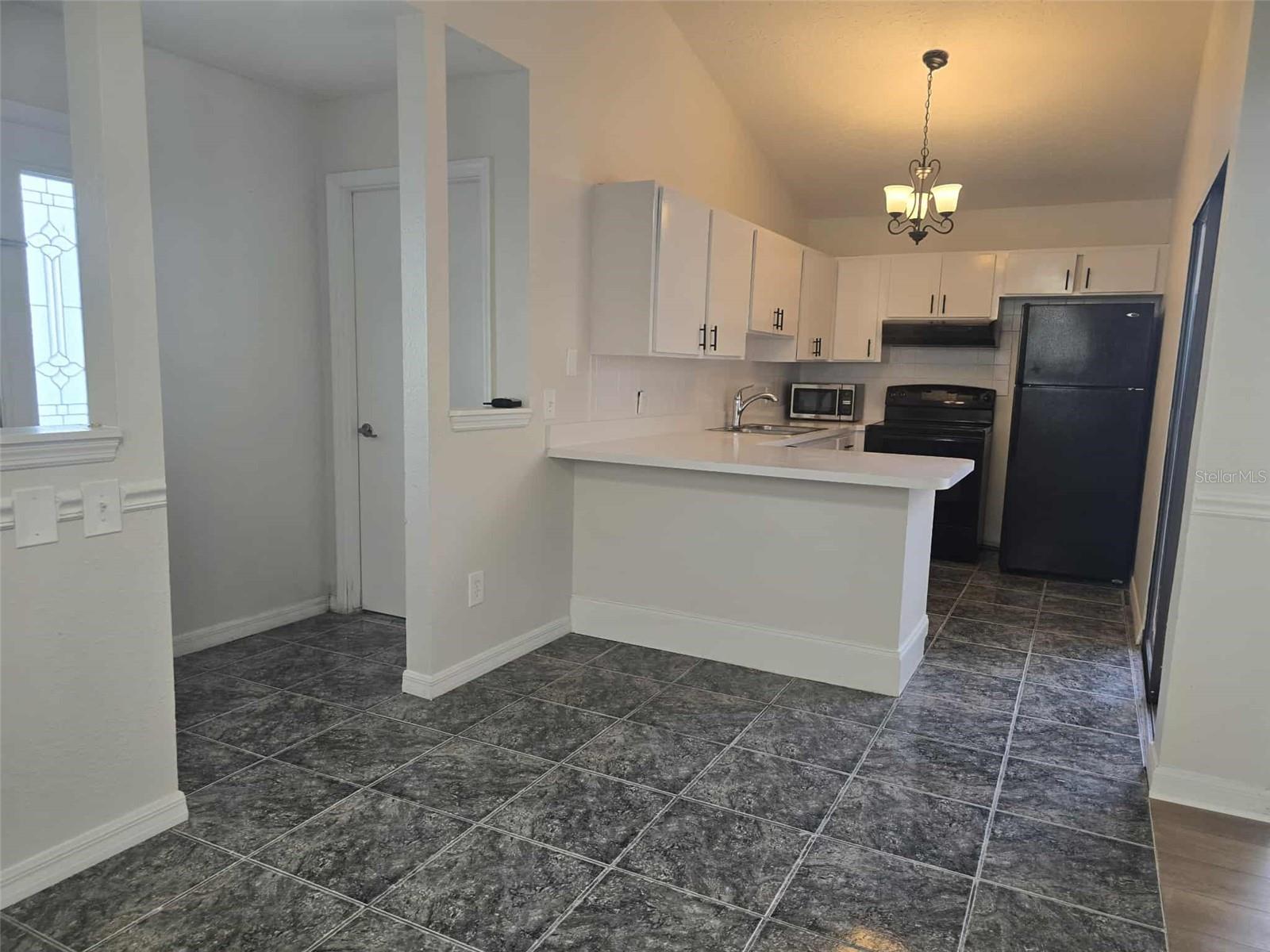 LAKE PADGETT ESTATES EAST - Residential Lease