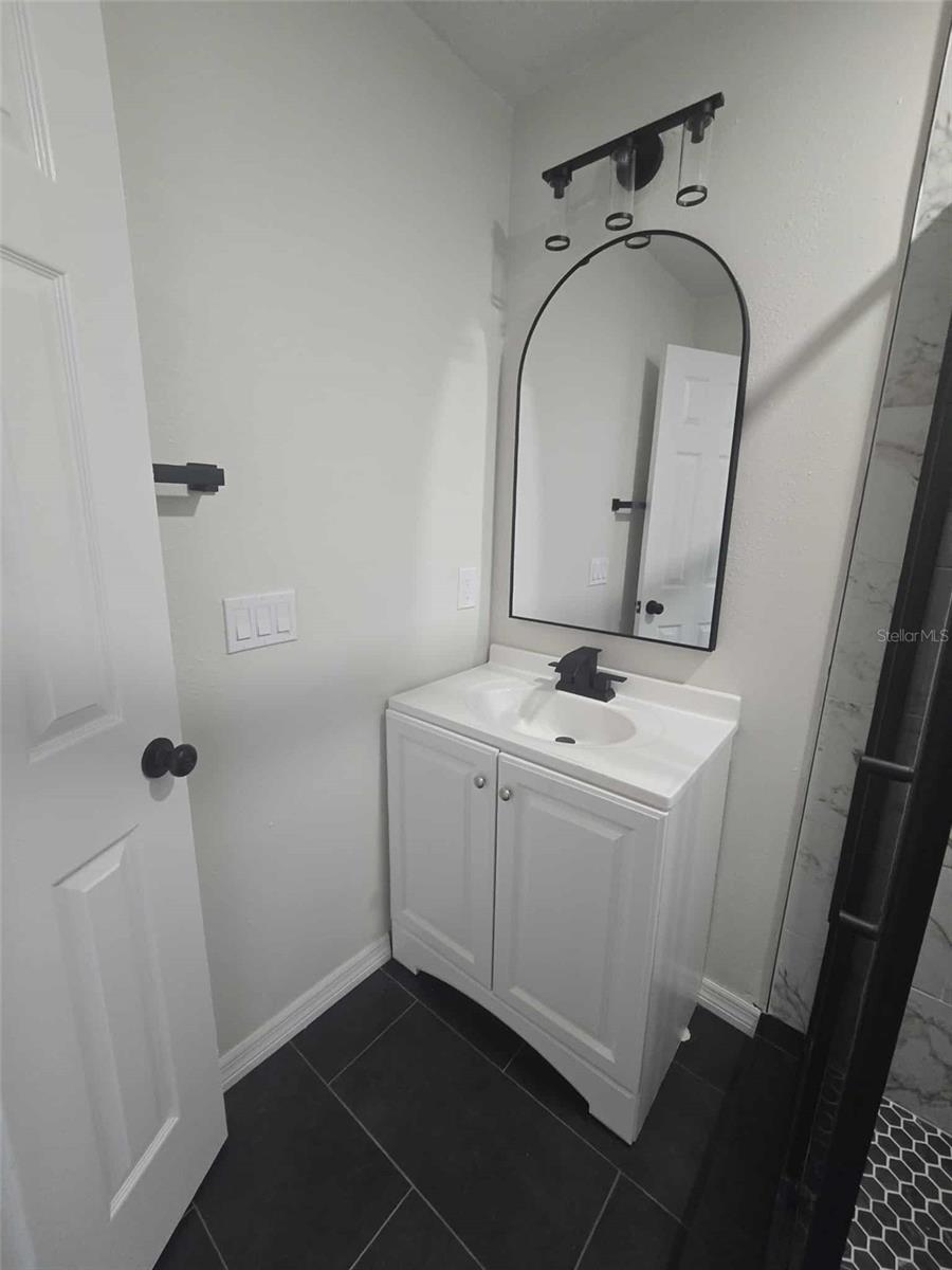 LAKE PADGETT ESTATES EAST - Residential Lease