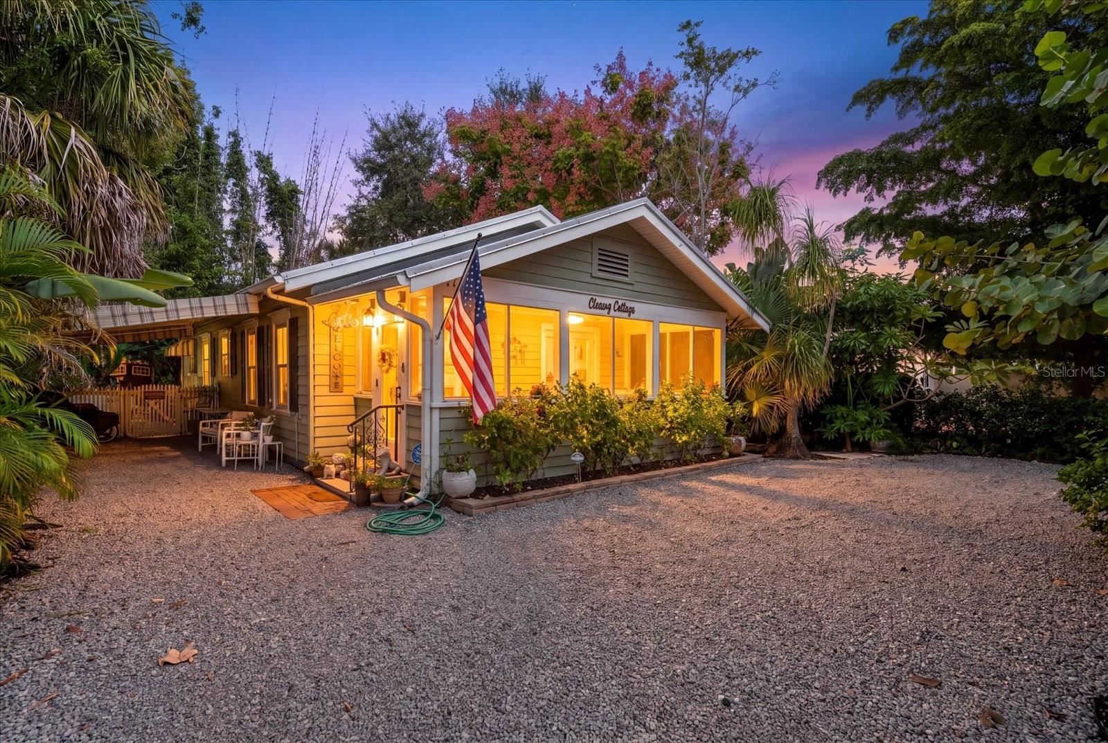 1777 ALTA VISTA STREET, SARASOTA, FL, 34236 1 1777 ALTA VISTA STREET