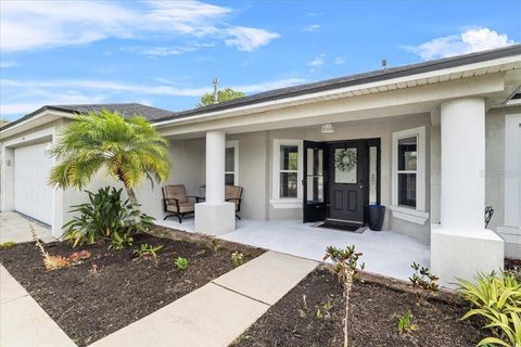 A home in WINTER HAVEN