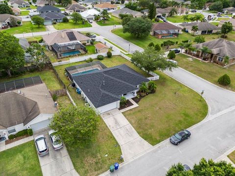 A home in WINTER HAVEN