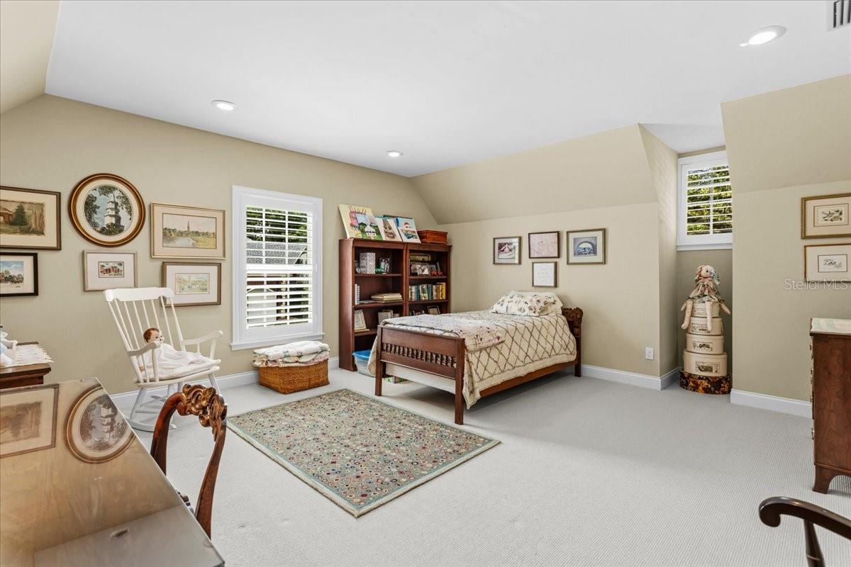 MEADOWS NORTH - Residential