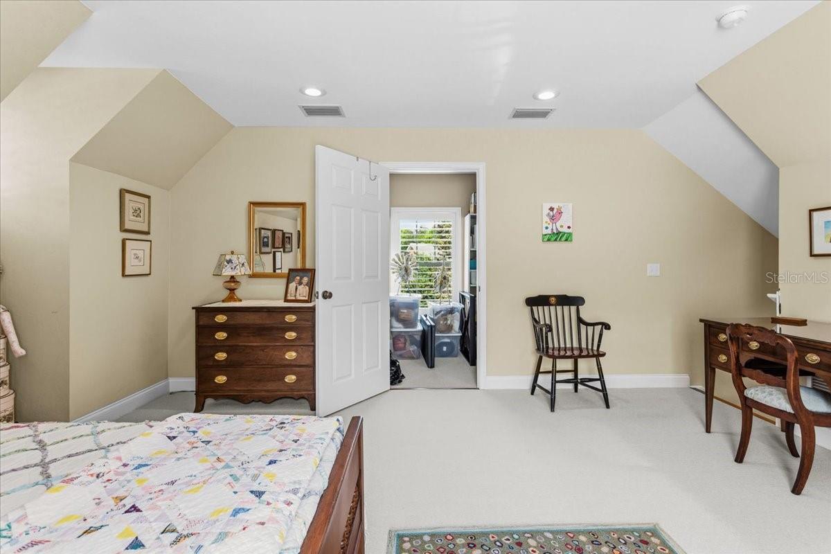 MEADOWS NORTH - Residential