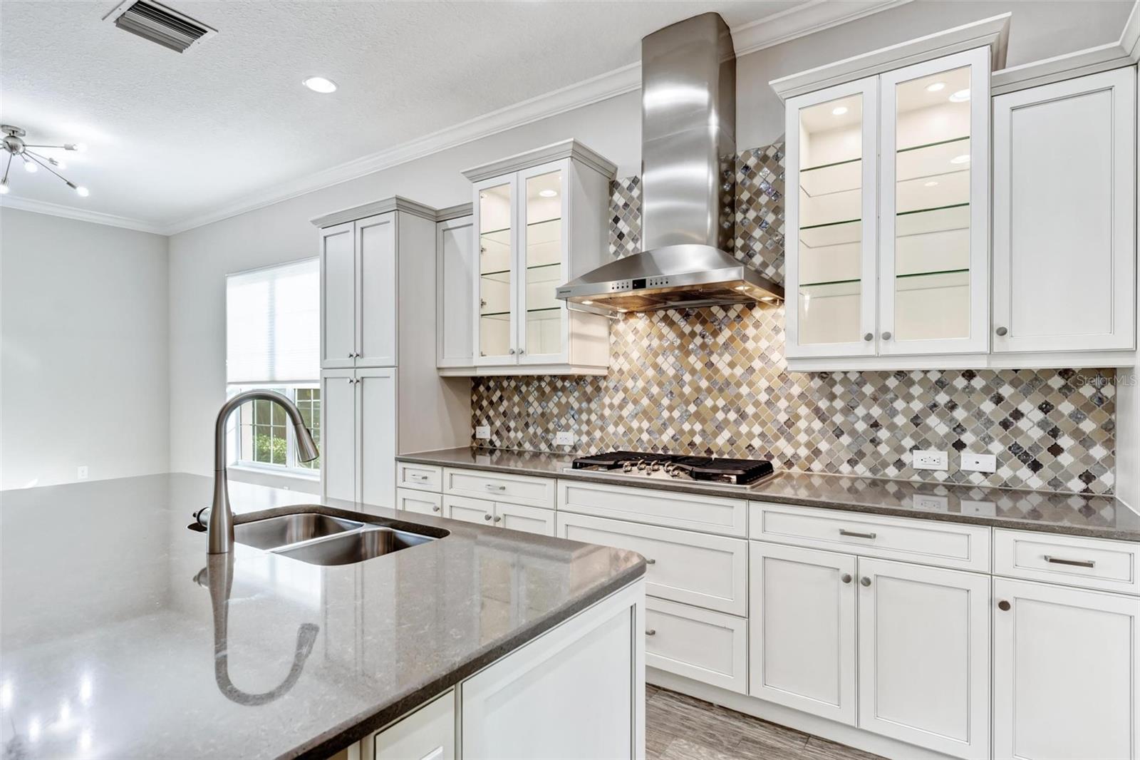 LANSDOWNE CRESCENT - Residential Lease