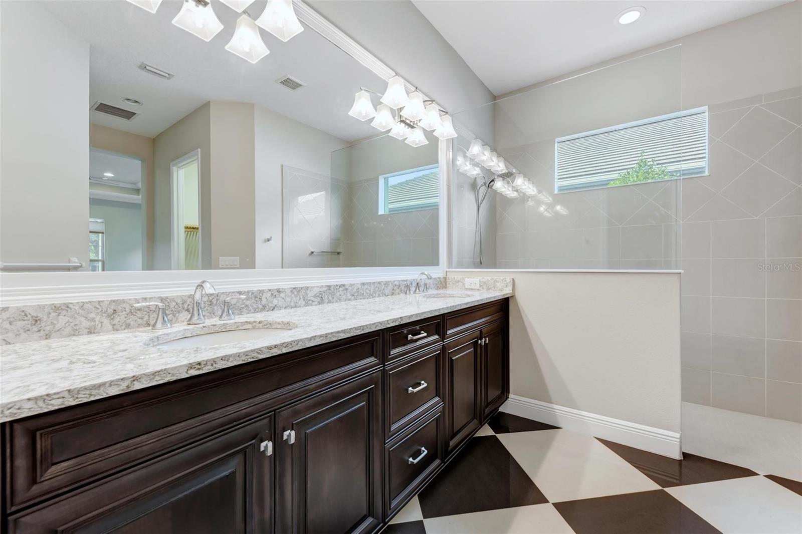 LANSDOWNE CRESCENT - Residential Lease