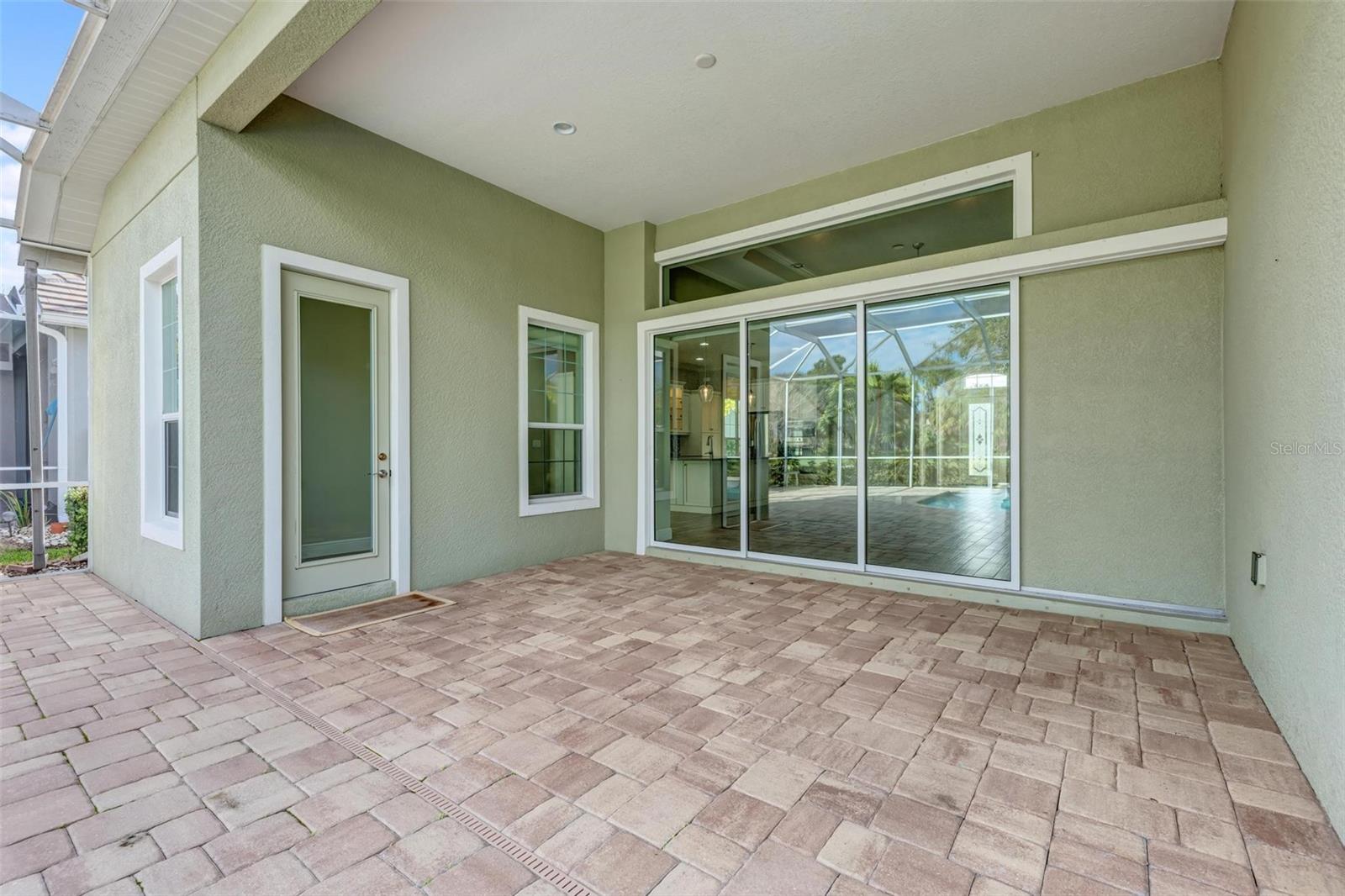 LANSDOWNE CRESCENT - Residential Lease