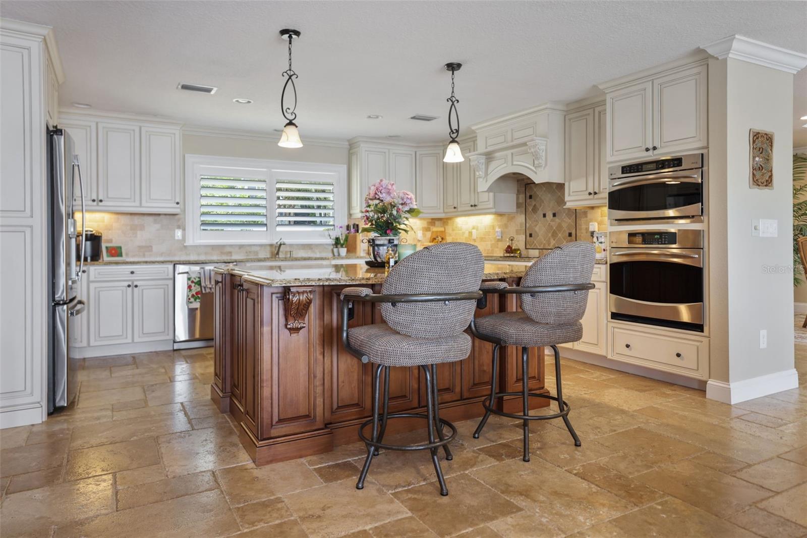 OZONA SHORES 5TH ADD - Residential