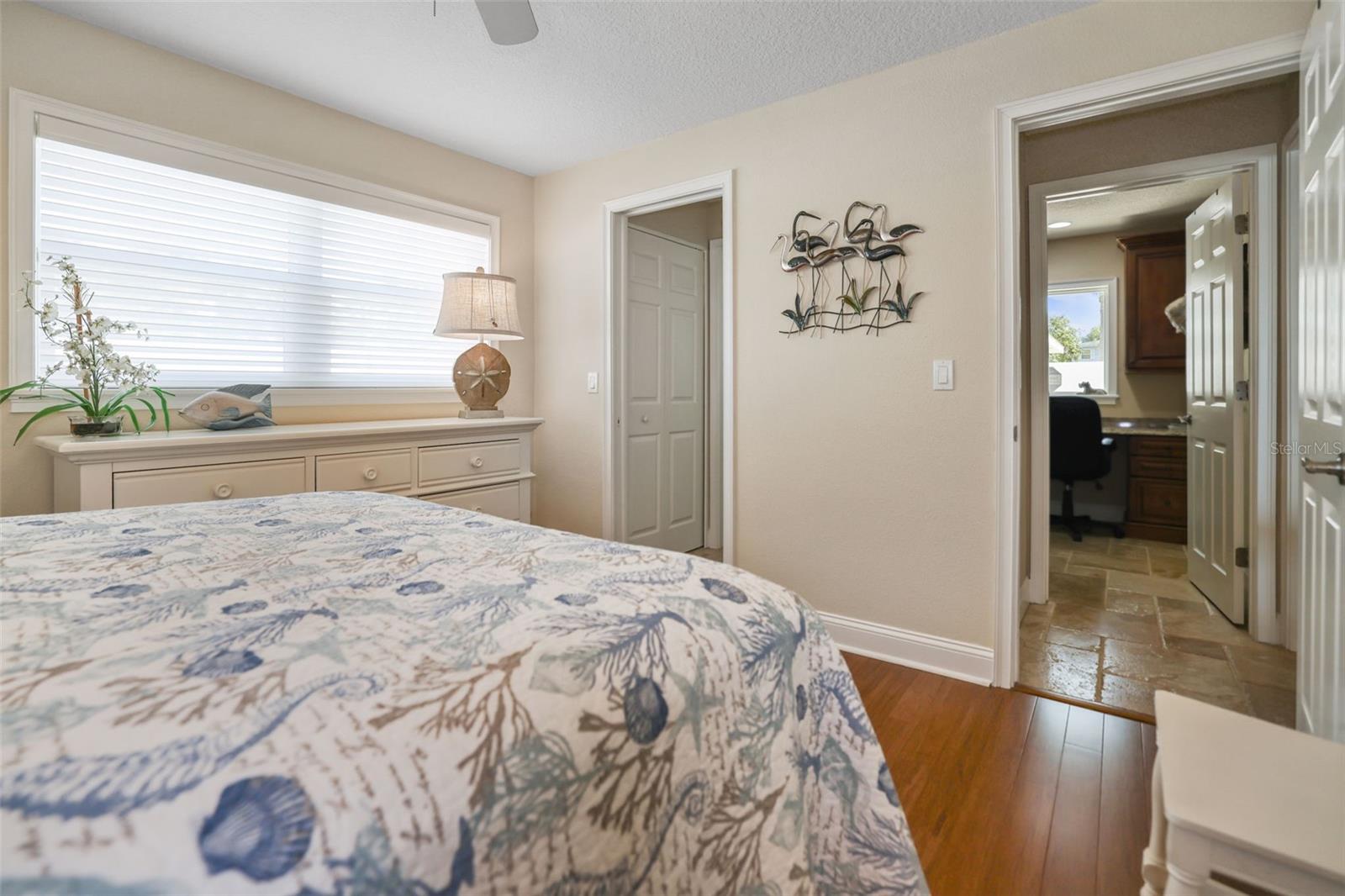 OZONA SHORES 5TH ADD - Residential