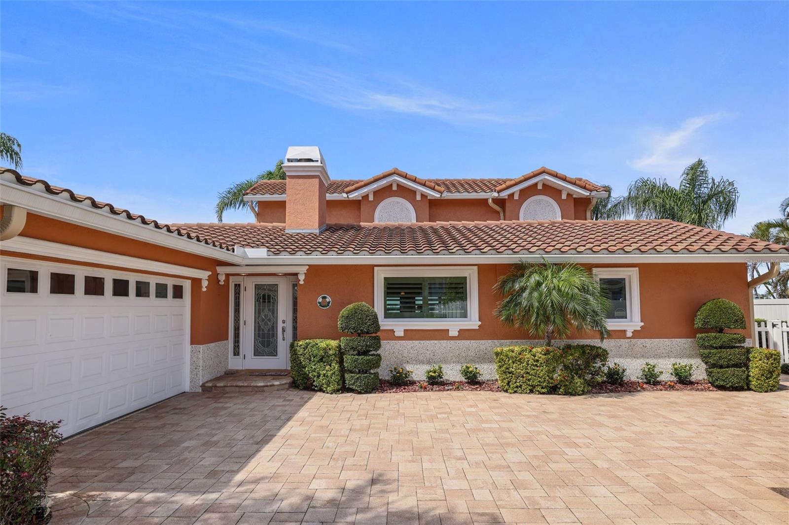 OZONA SHORES 5TH ADD - Residential