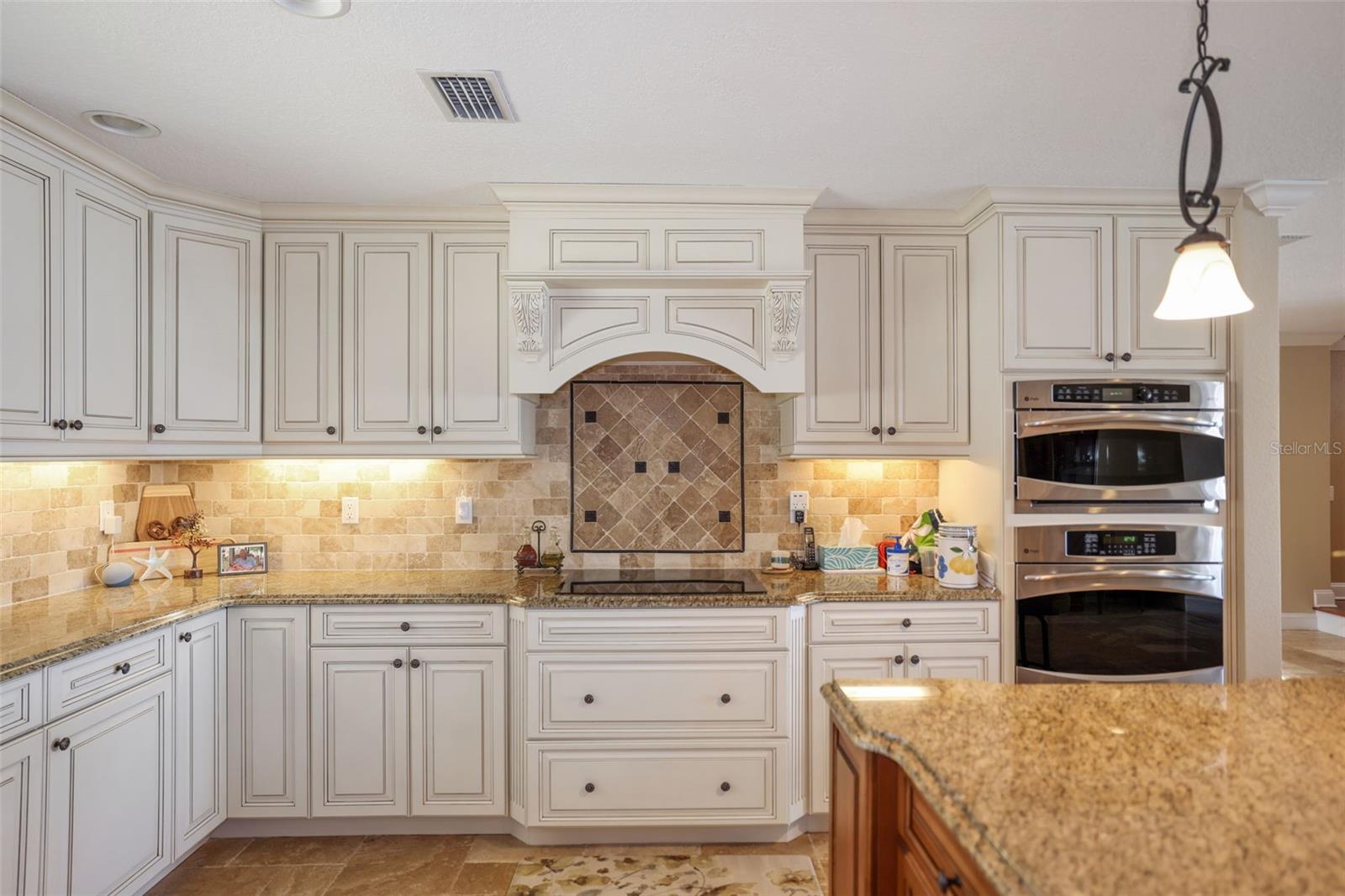 OZONA SHORES 5TH ADD - Residential