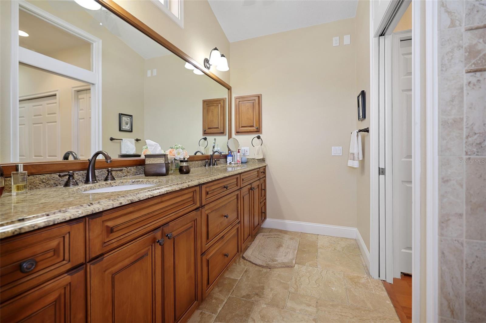 OZONA SHORES 5TH ADD - Residential