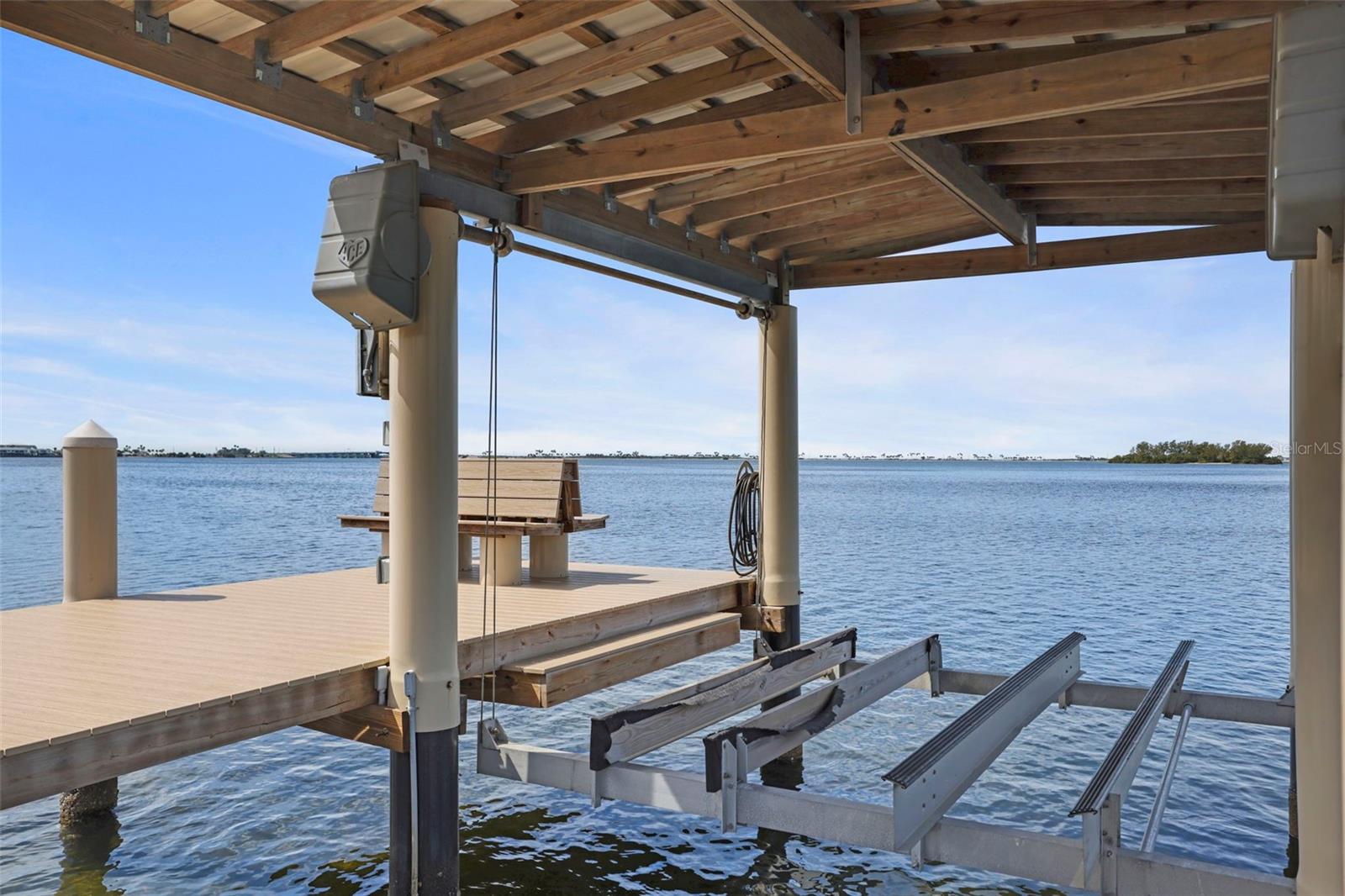 OZONA SHORES 5TH ADD - Residential