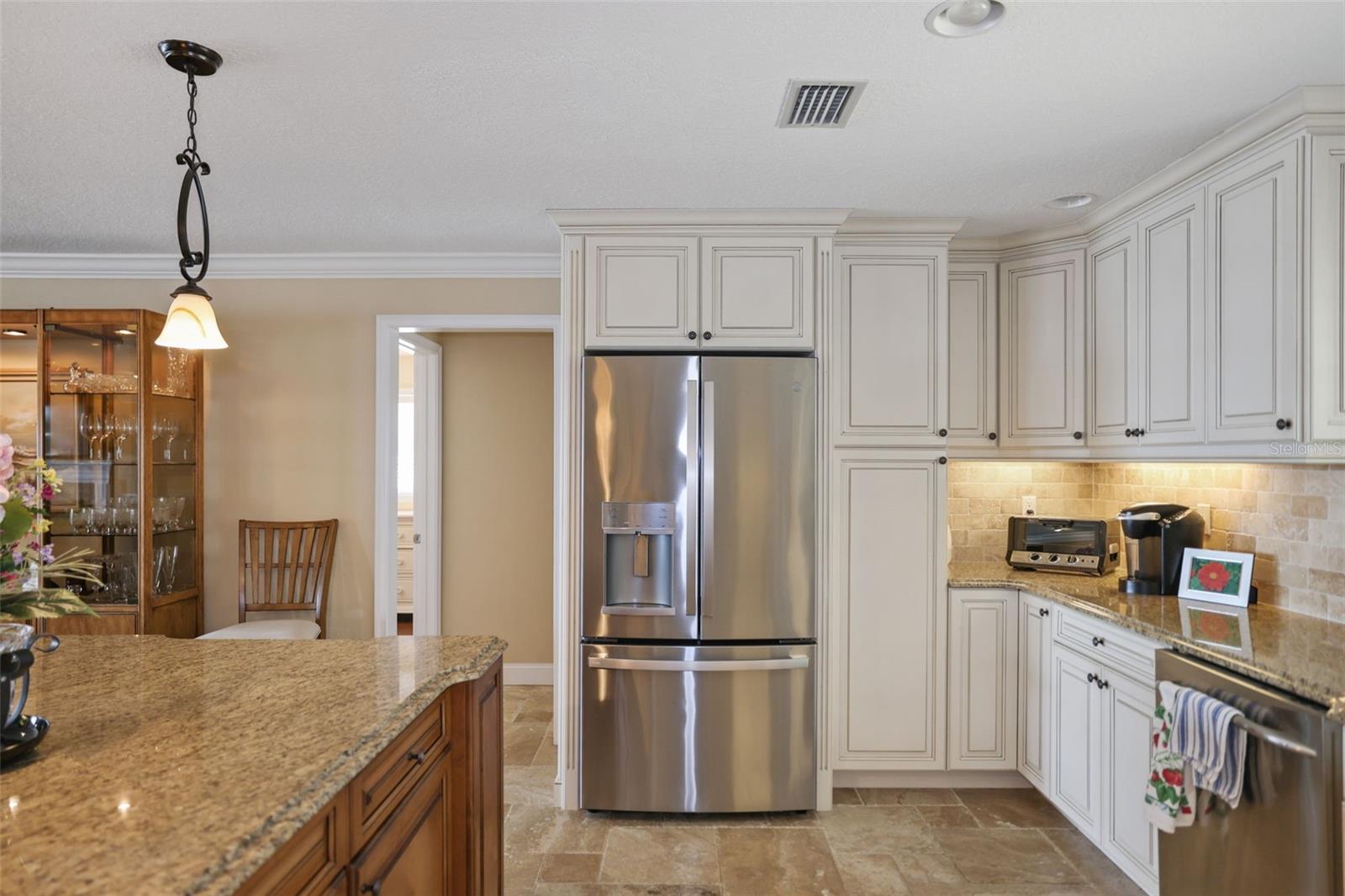 OZONA SHORES 5TH ADD - Residential