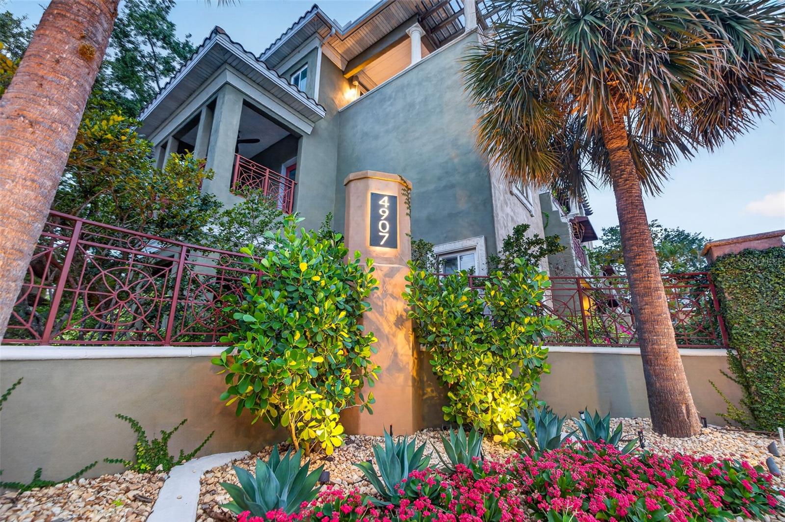 ASBURY PARK VILLAS & TWNHS - Residential