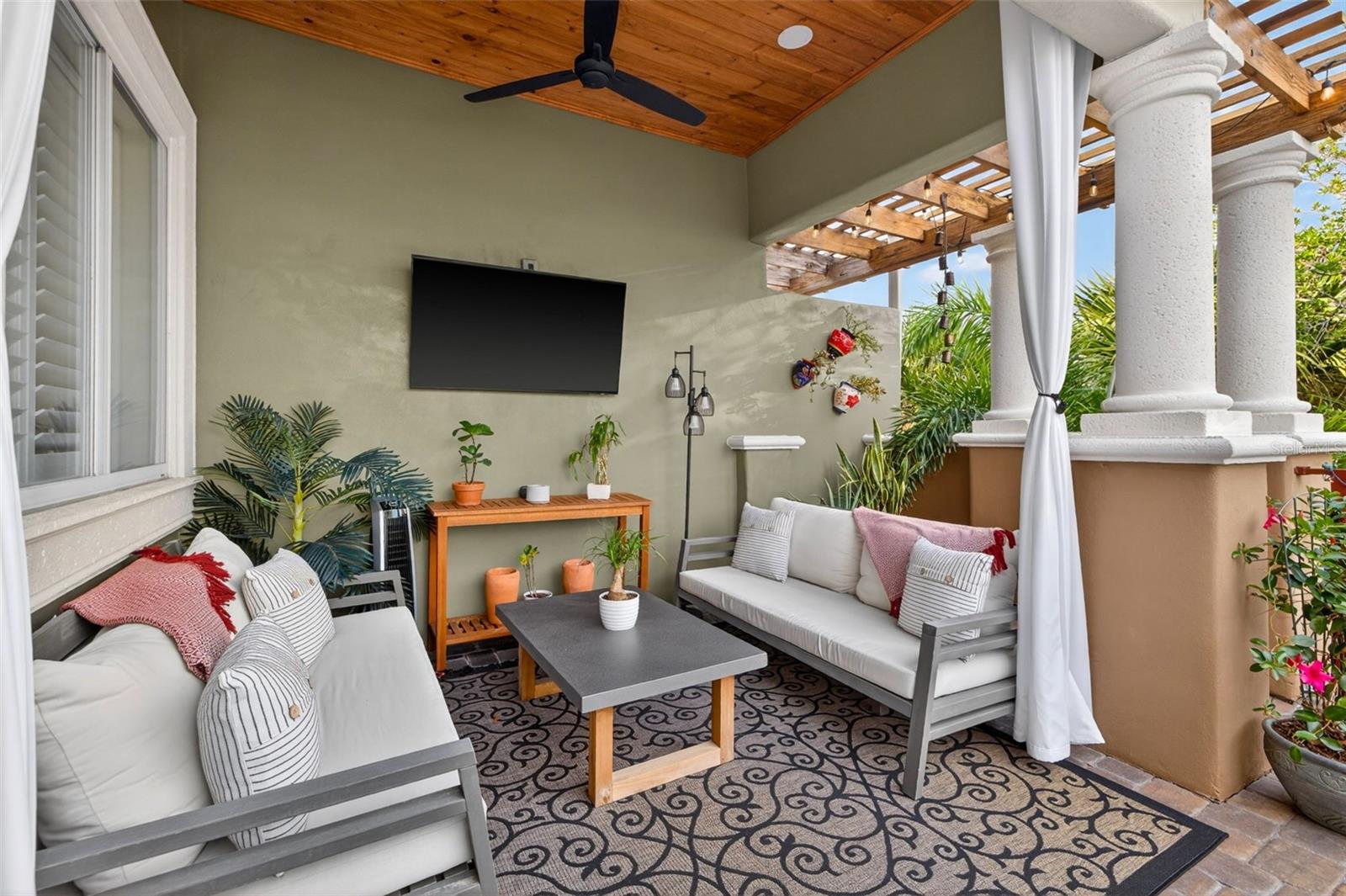 ASBURY PARK VILLAS & TWNHS - Residential