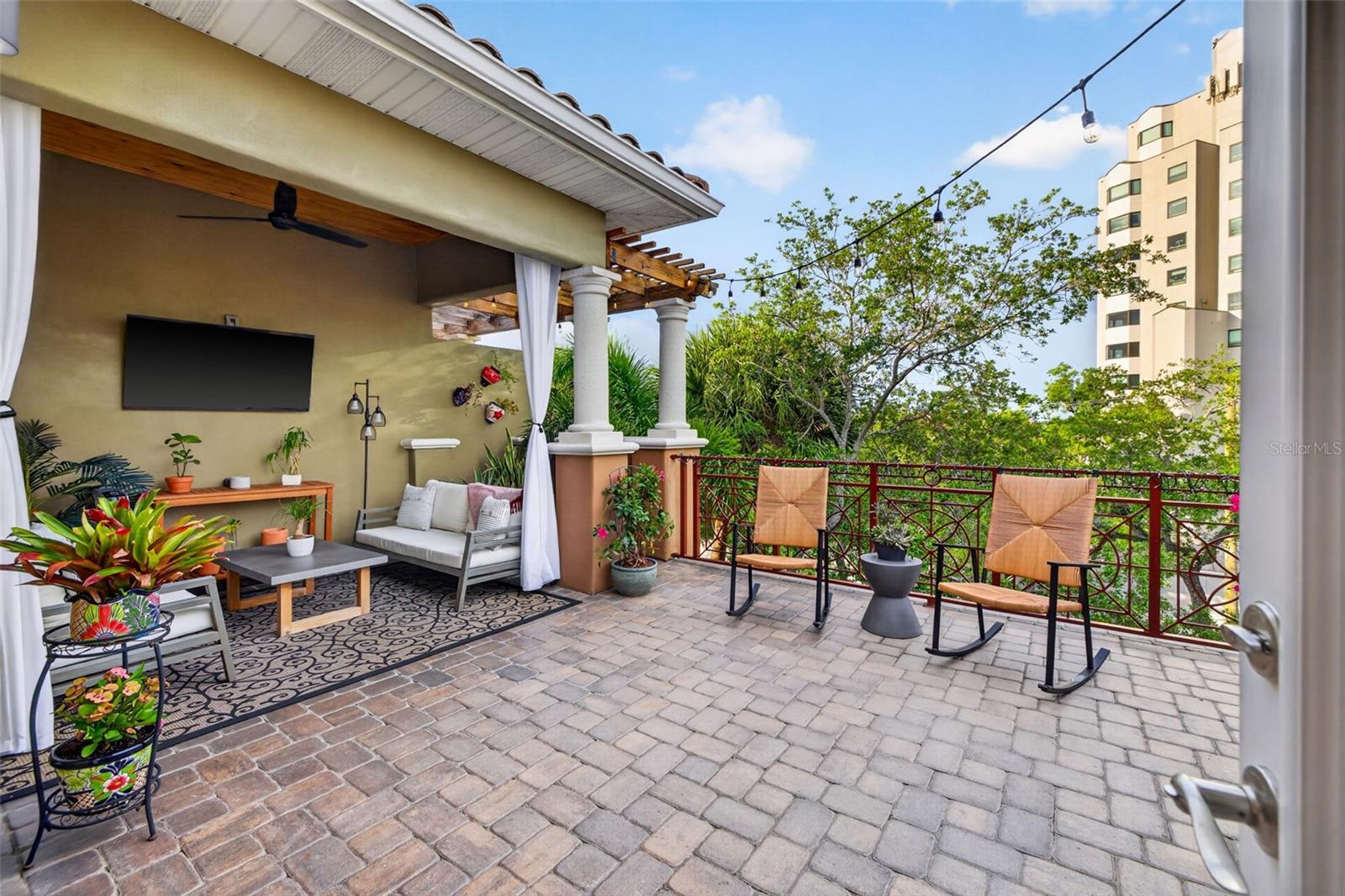 ASBURY PARK VILLAS & TWNHS - Residential